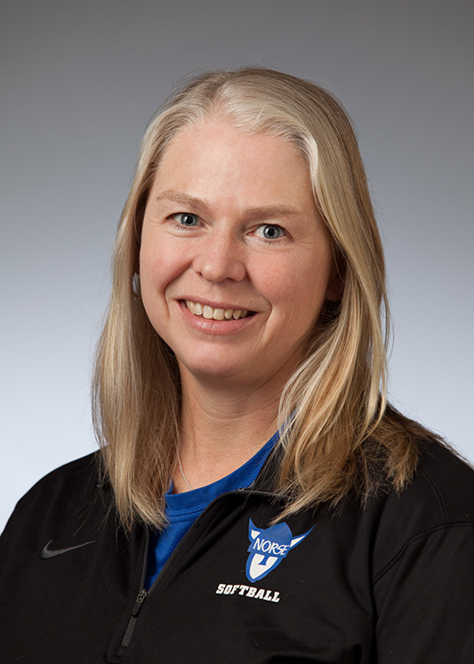Tracy Hjelle