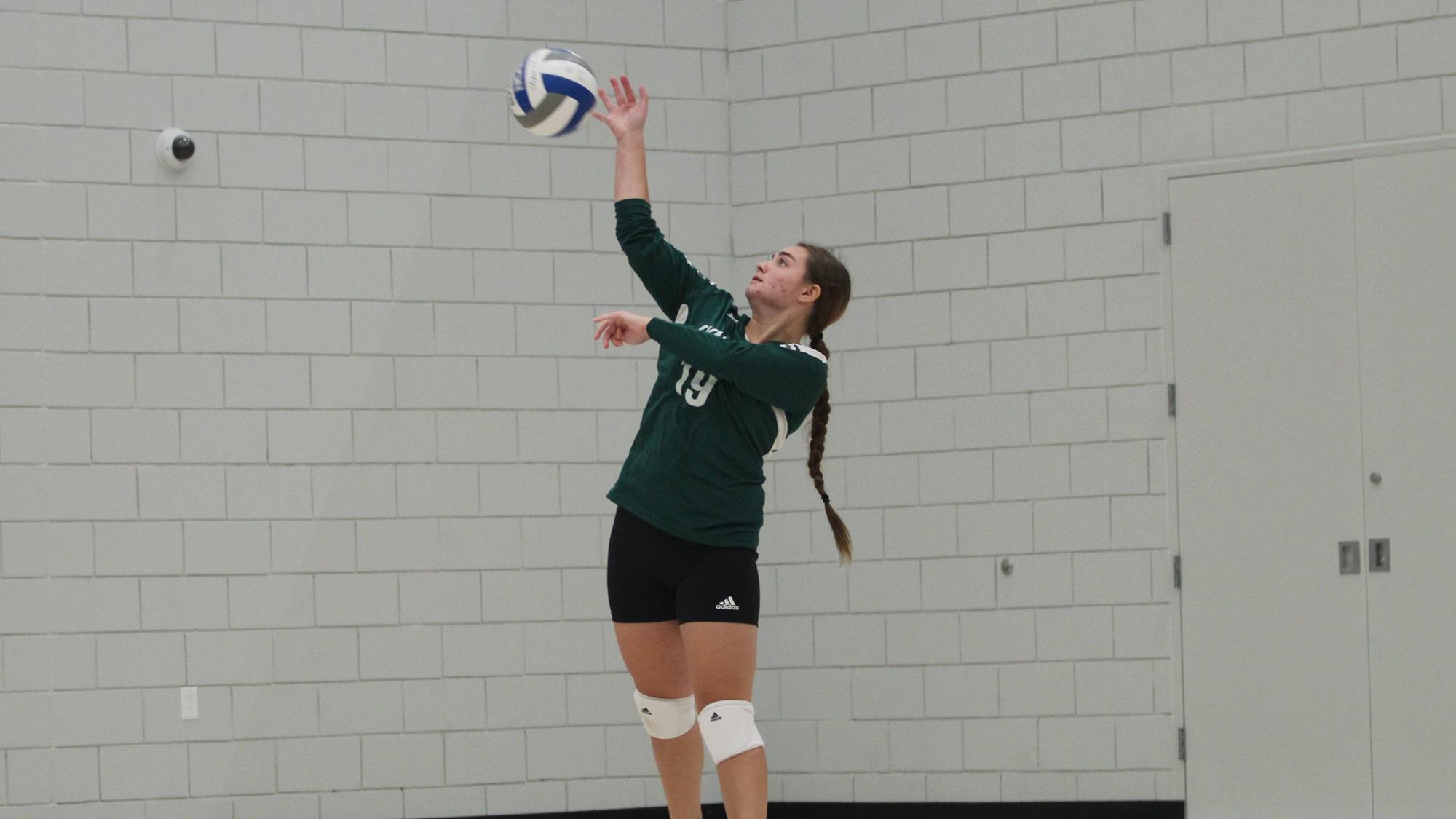 volleyball falls to Gordon on day two of Colby College