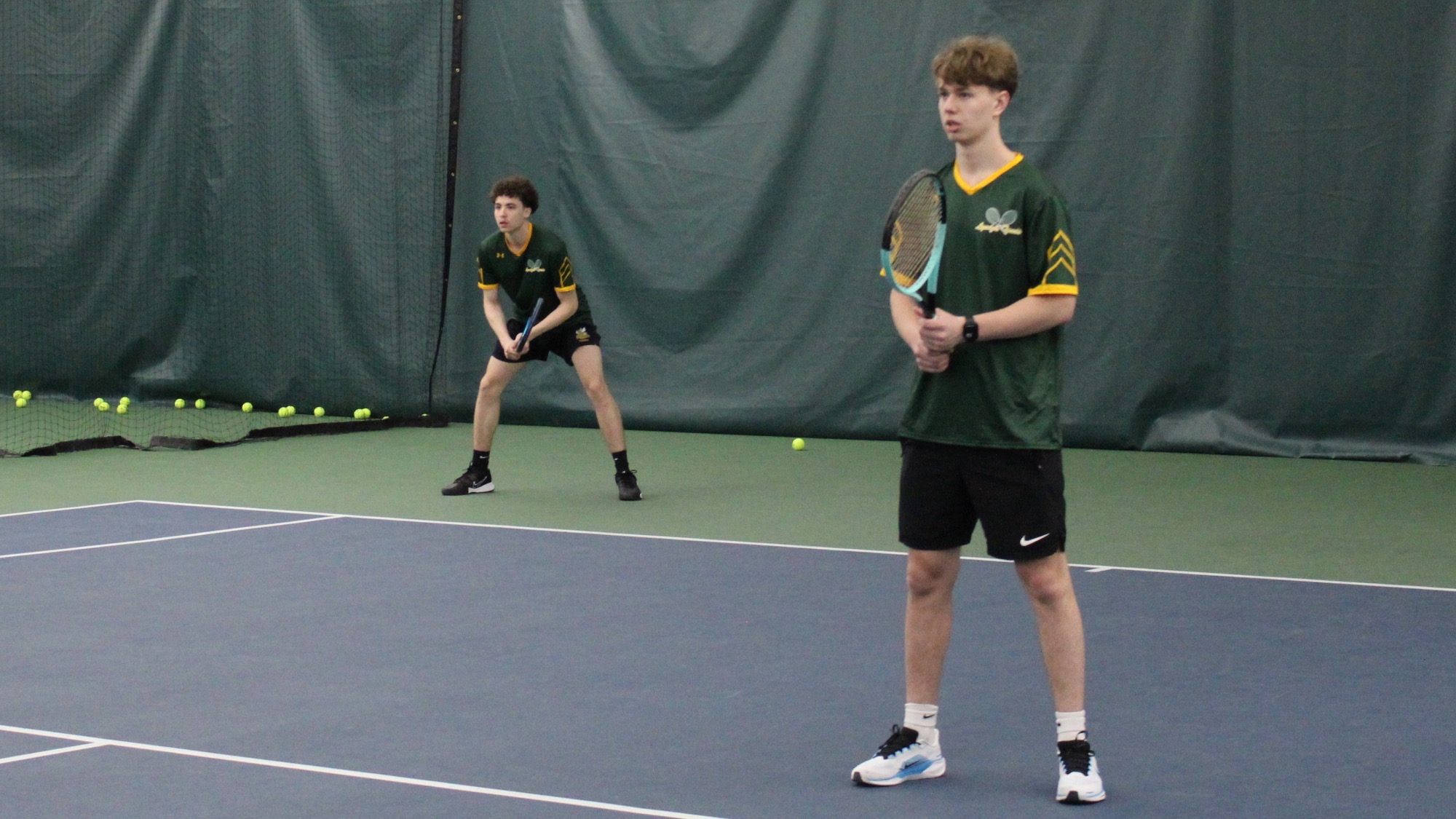 Men's Tennis vs Lesley