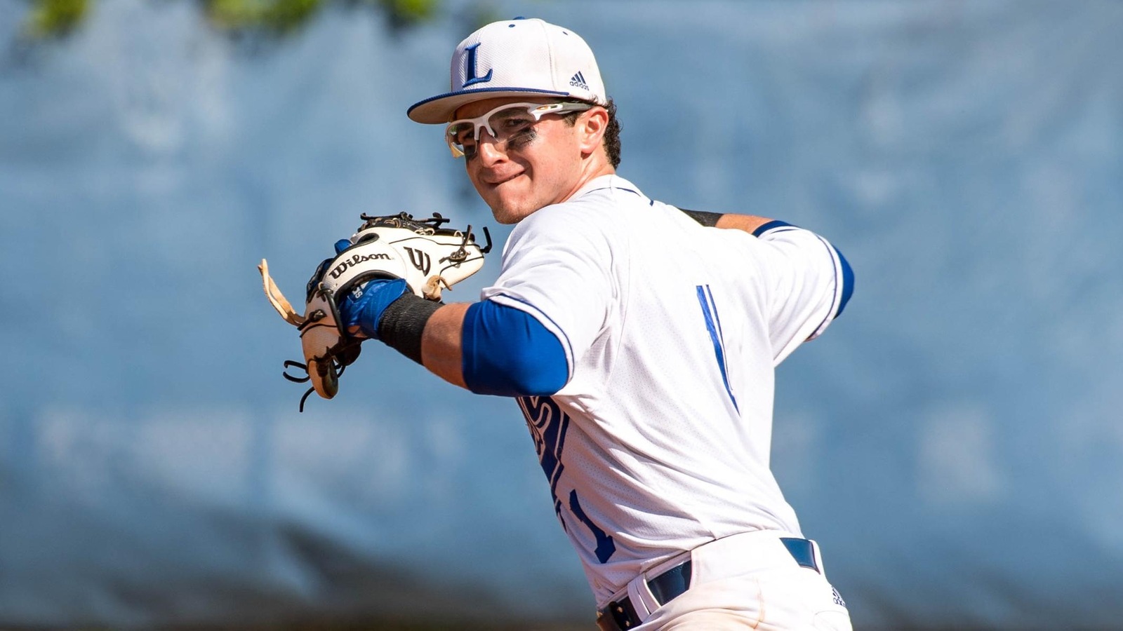 Archer signs with the White Sox Lynn University