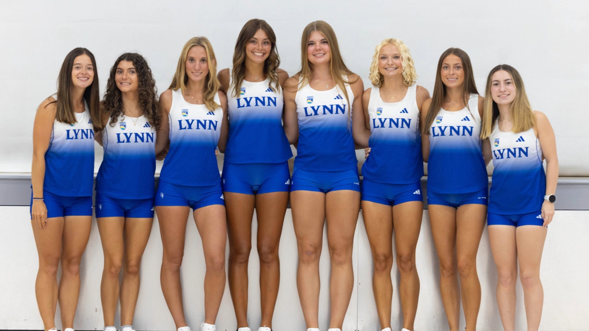 Women's Cross Country Team 2025