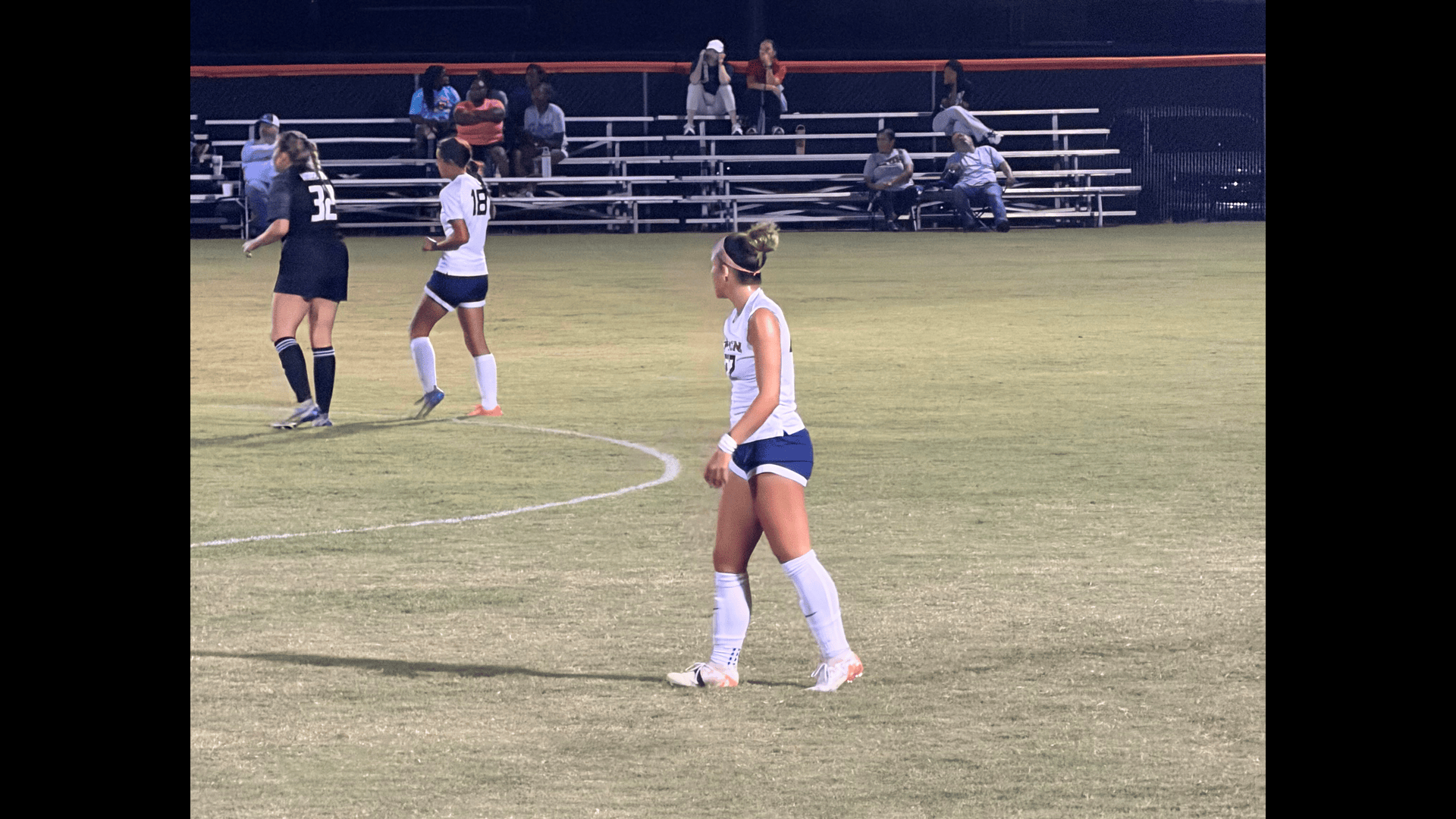 WSOC | Lyon @ Hendrix