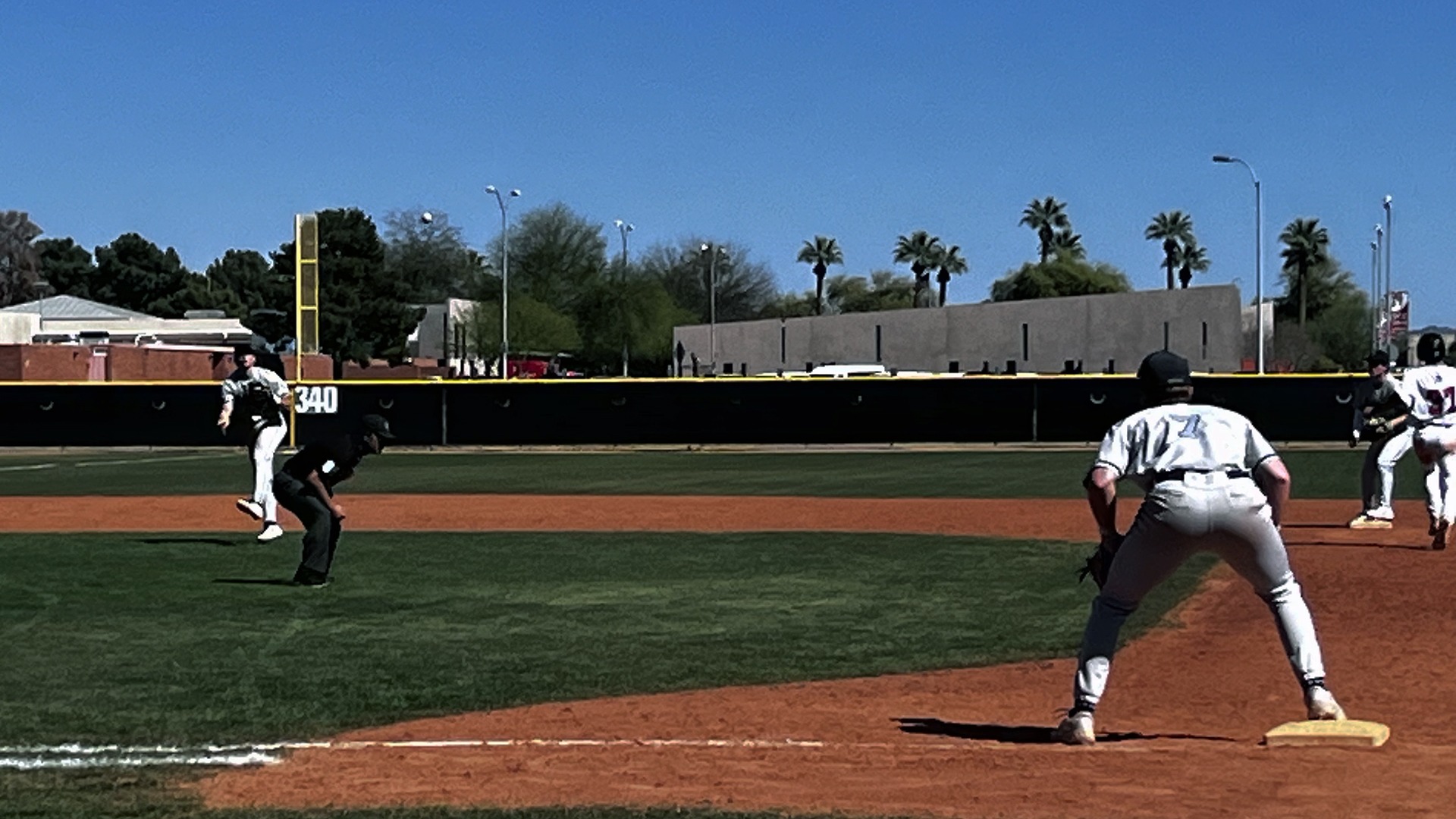 Defensive play in baseball