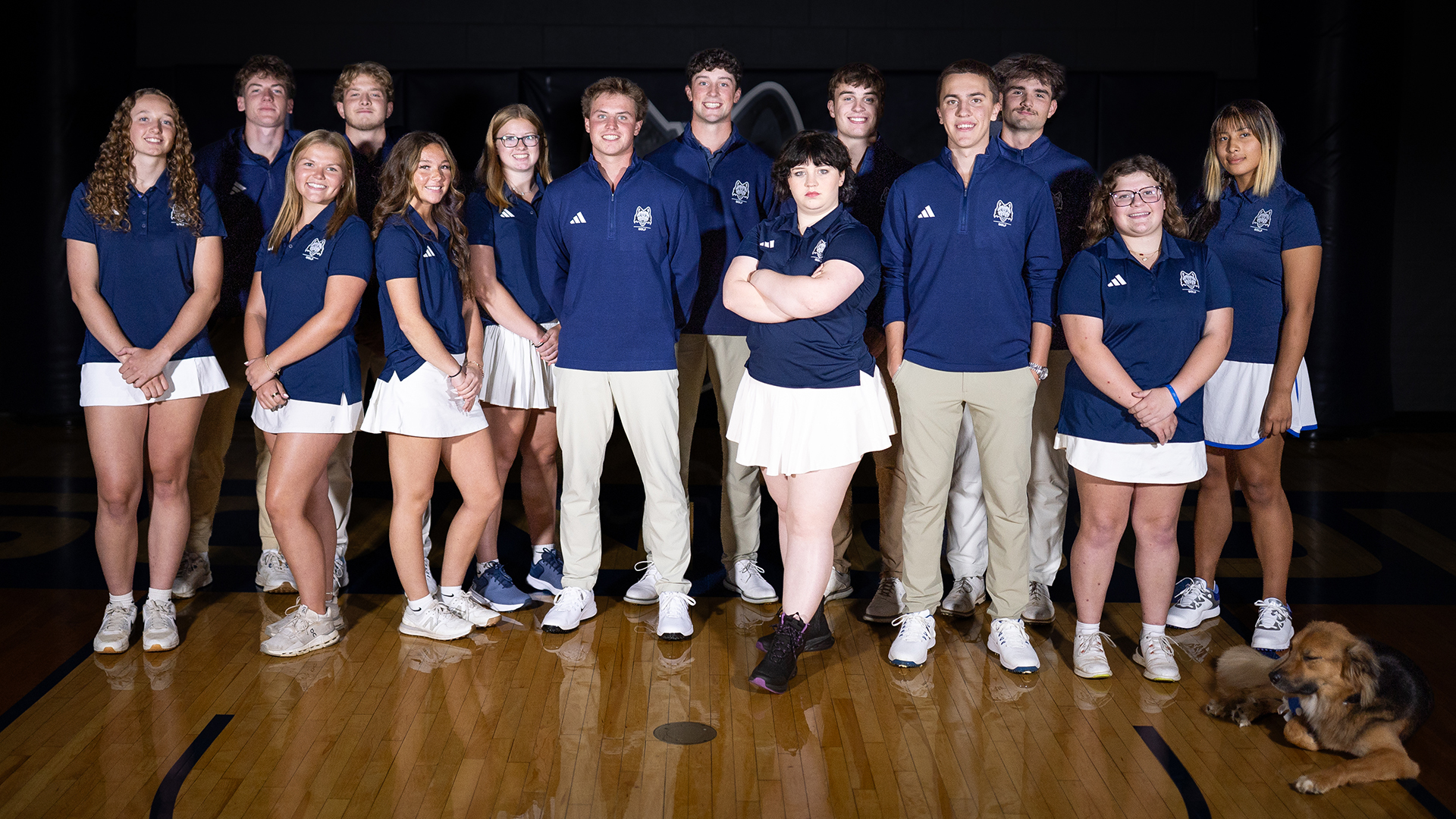The 2026-27 men's and women's golf team members stand together
