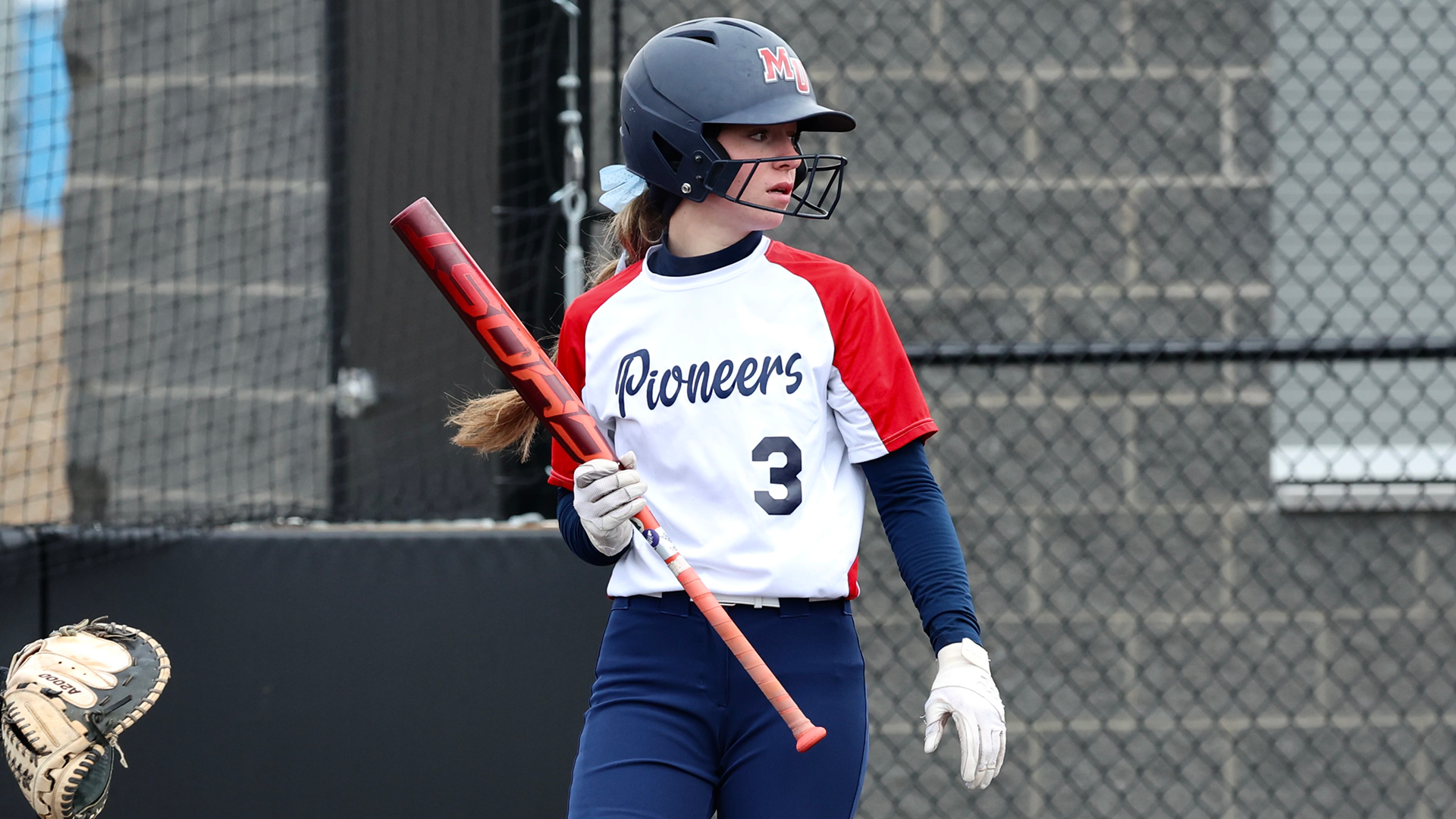 Pireu, Marlee action 4-11-26