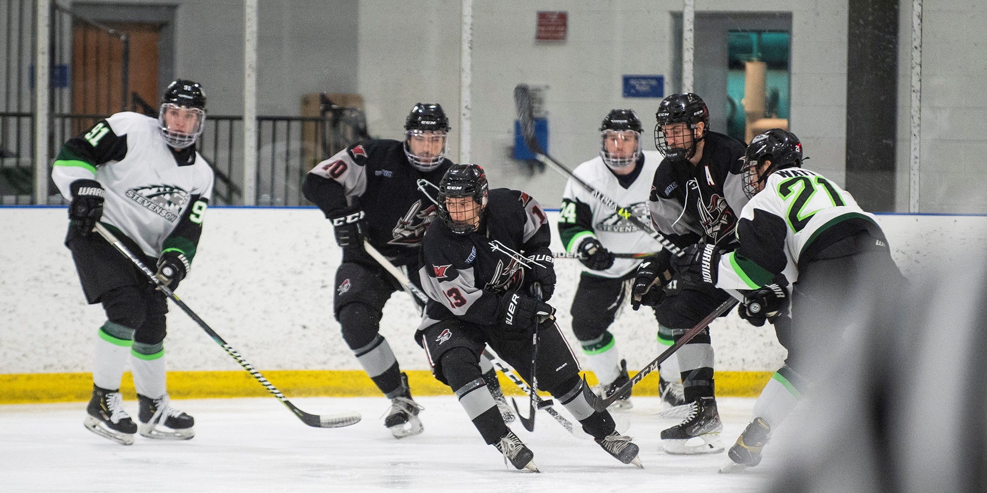 Manhattanville Men's Hockey Wins Fourth Straight With 53 Victory at Stevenson Manhattanville