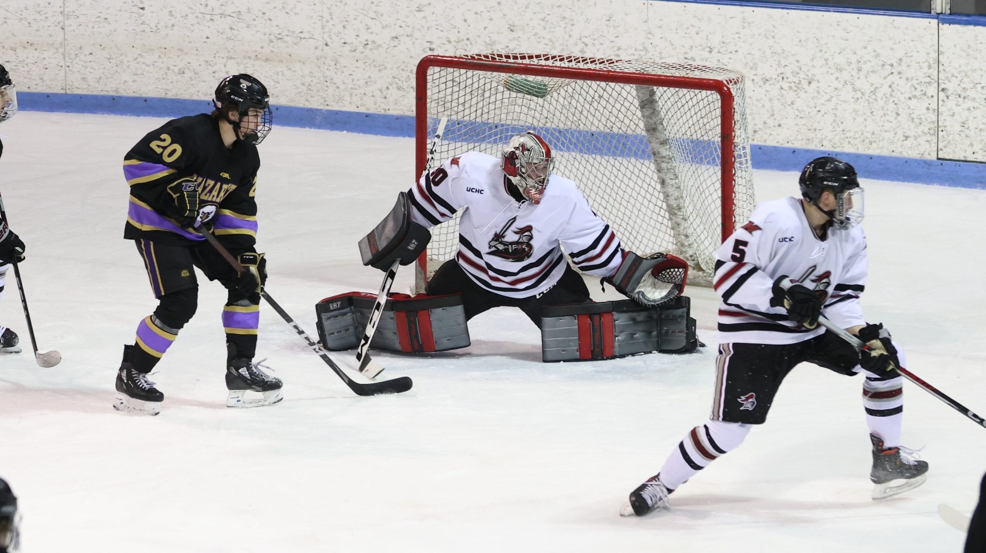 Men’s Hockey Gets Back in Win Column; Splits Series Against Nazareth Manhattanville College