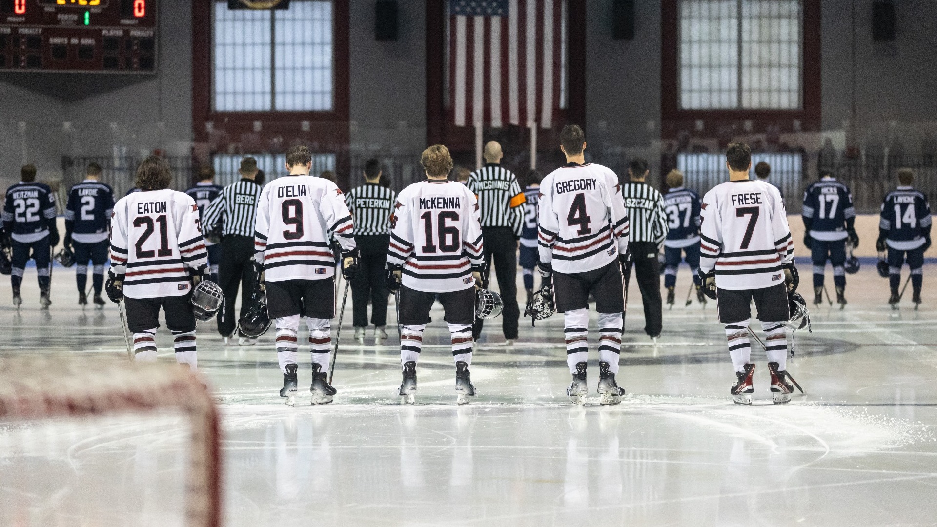 Men’s Hockey Sees Season End in UCHC Quarterfinals at the Hands of Alvernia Manhattanville