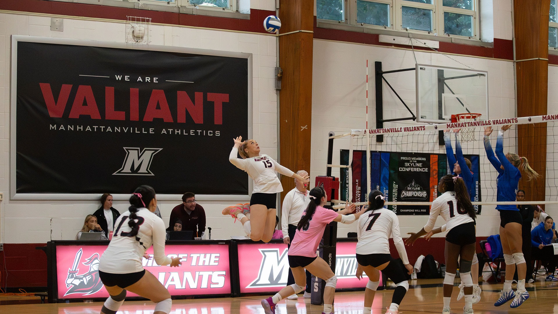 Ava Callaghan midair swing