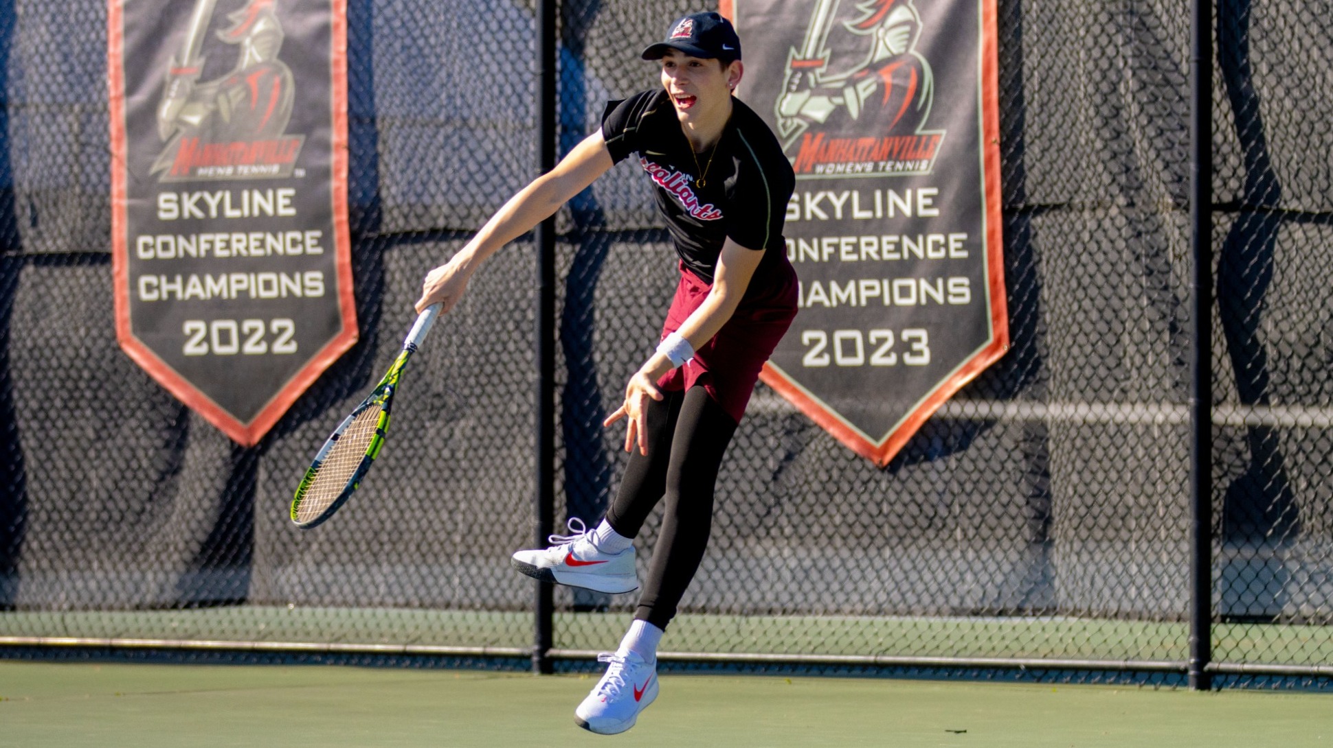 Sami Badre-Hume returns a shot