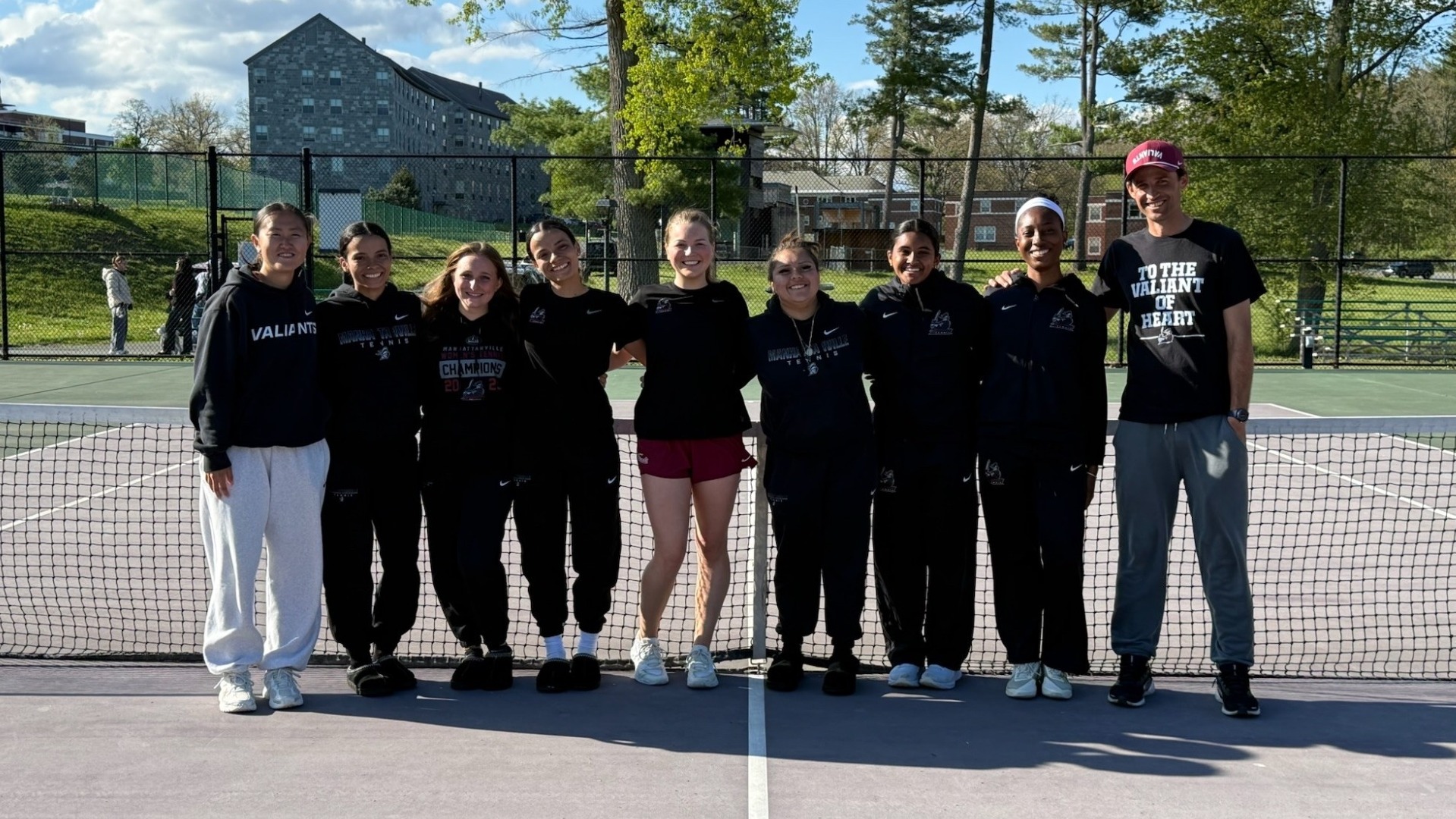 Women's Tennis team picture at NCAA Tournament