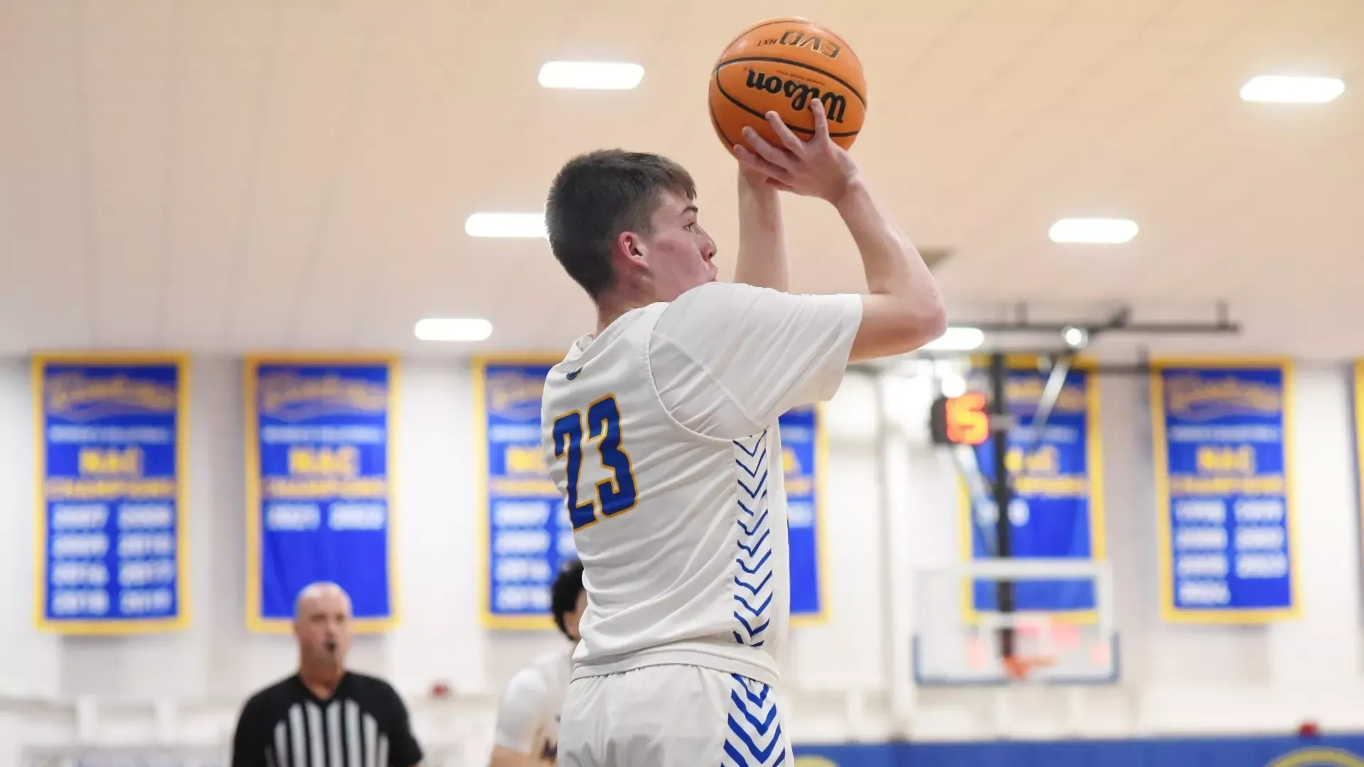 Gabe Hagar action shots 12/4/25 1