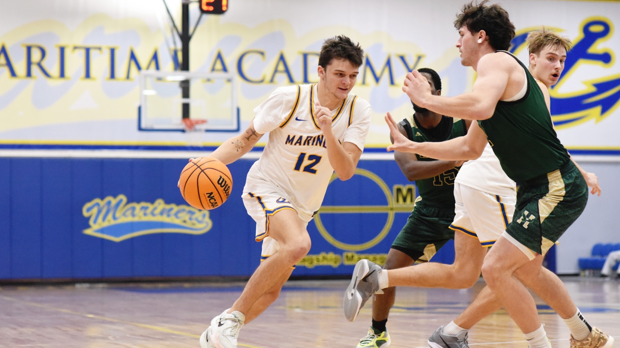 Marcus Schade Men's Basketball 121225 1