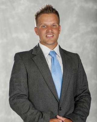 Head shot image of Justin Giuliano