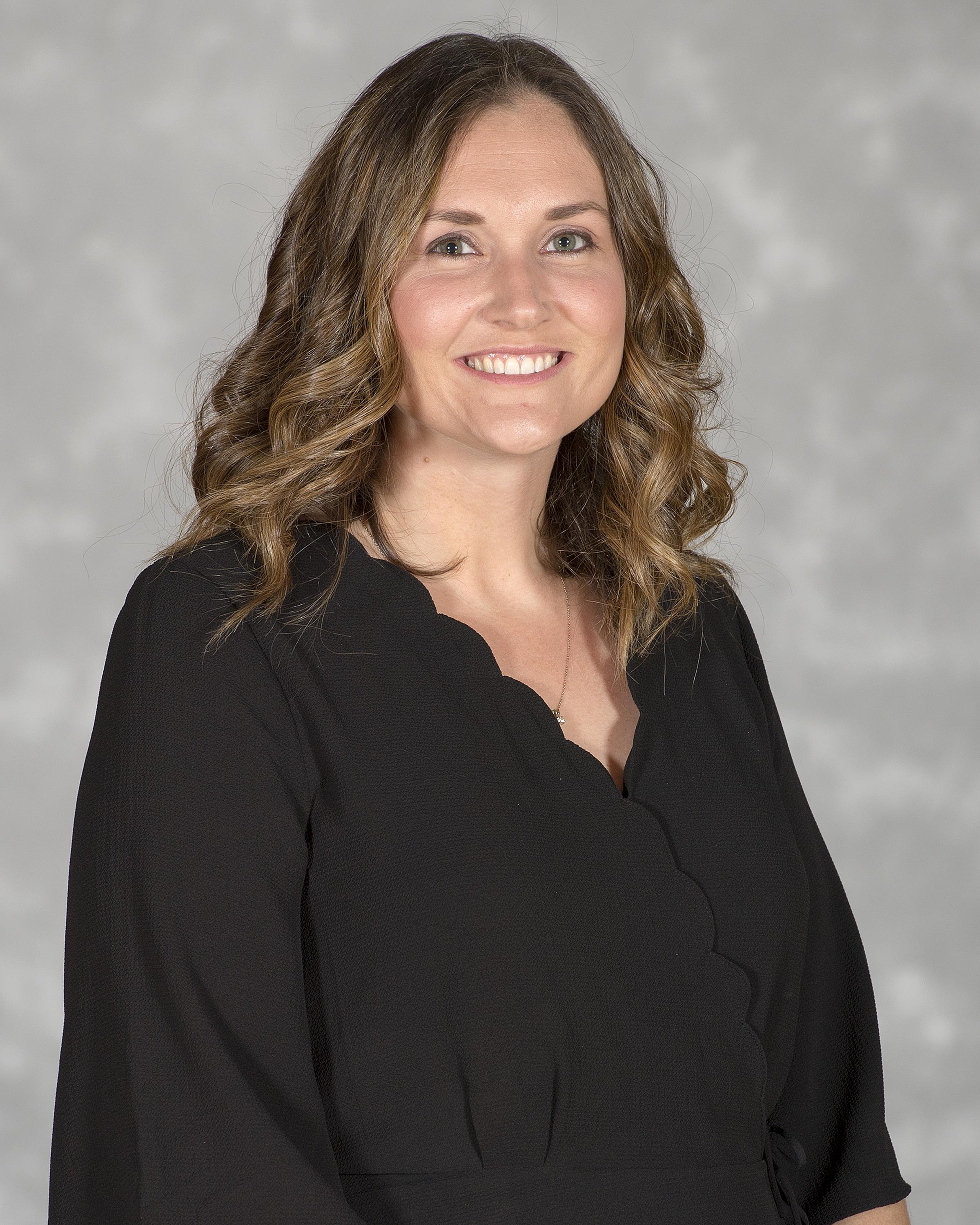 Headshot of Erin Doughty