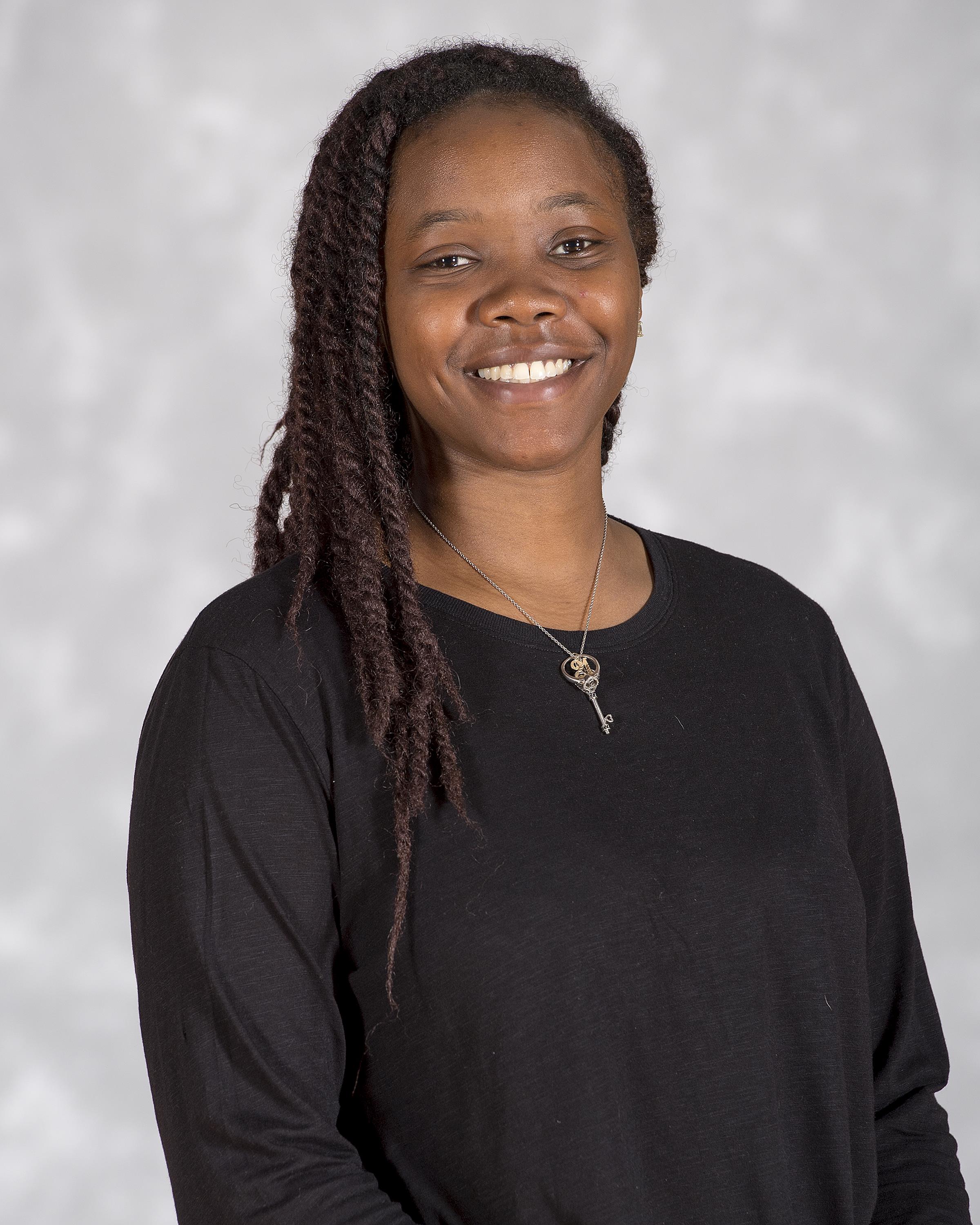 Head shot of Peaches Brown