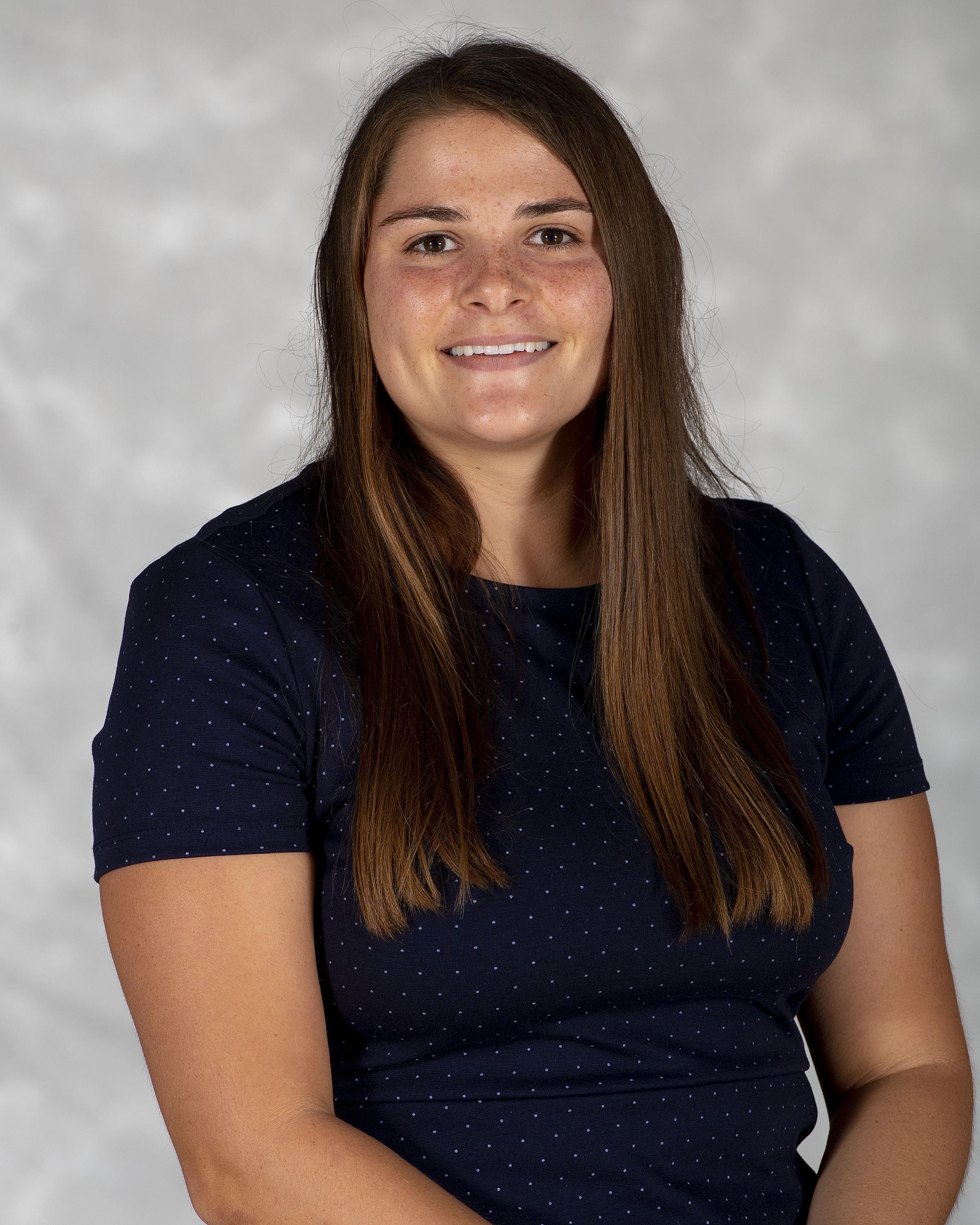 head shot of assistant swimming & diving coach Katherine Mosca