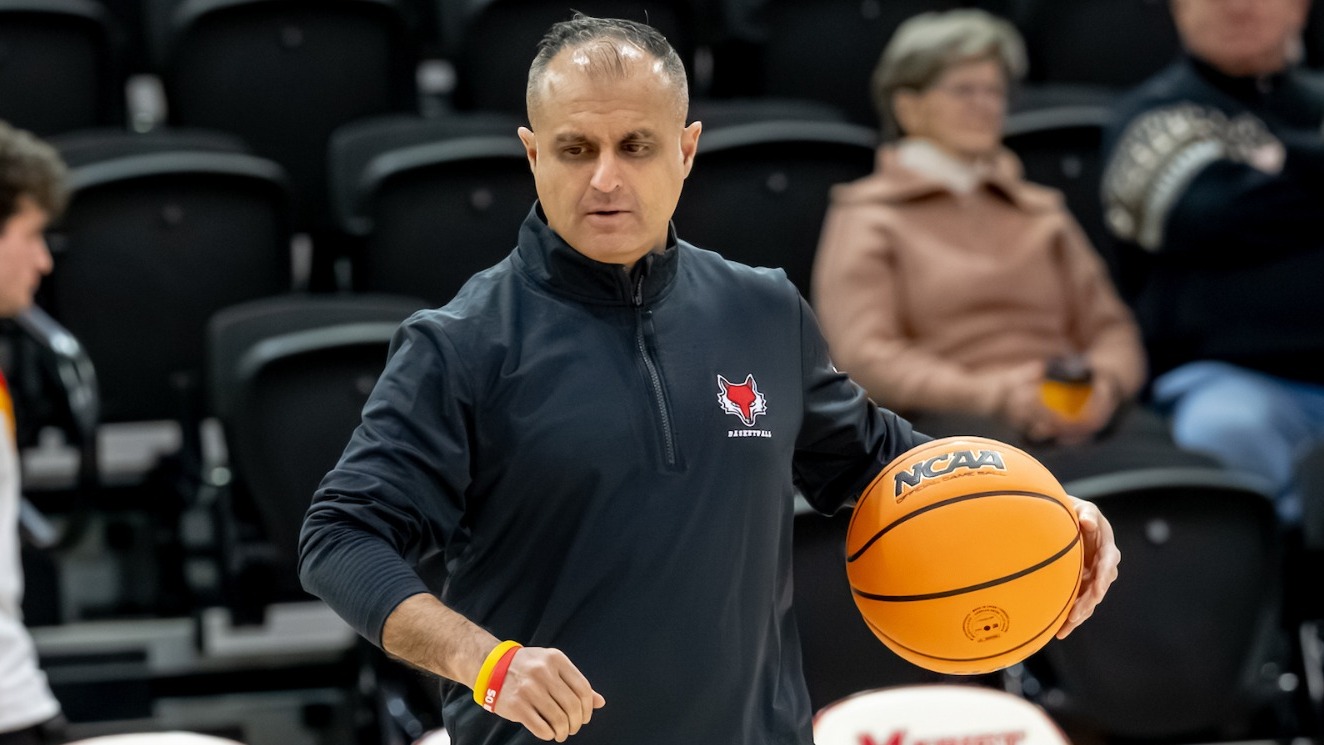 Dalip Bhatia - men's basketball