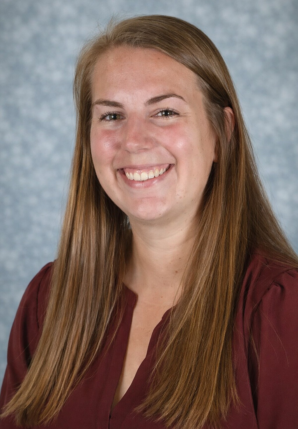 Annie DeLoid Headshot