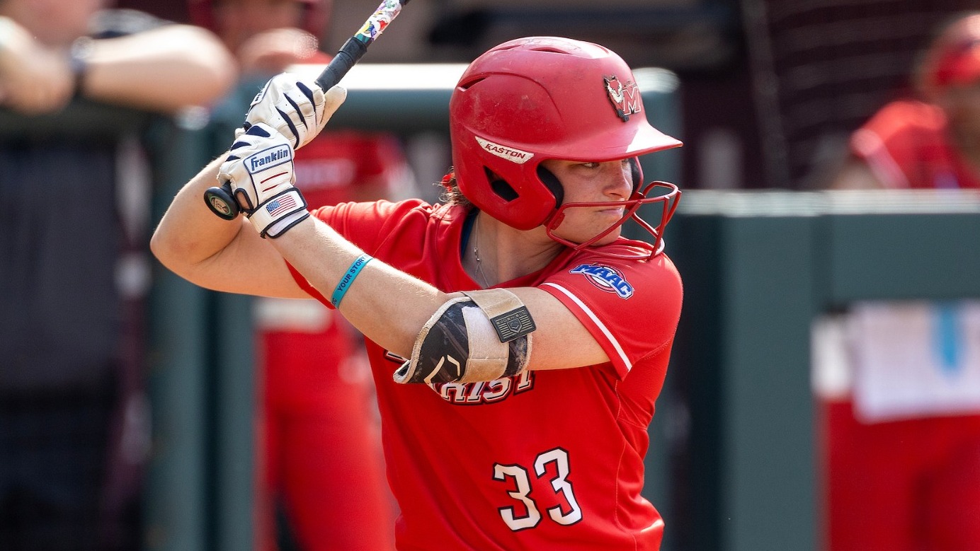 Isabella Manory - softball