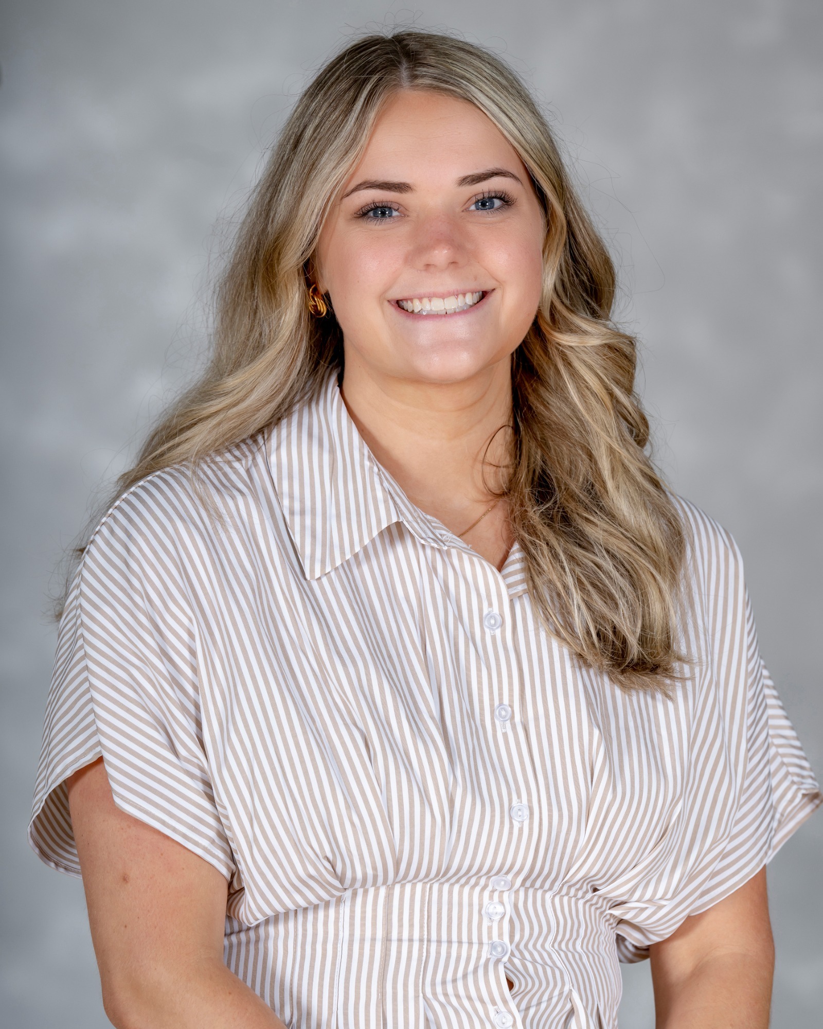 Swim and Dive Assistant Coach - Kait Caple
