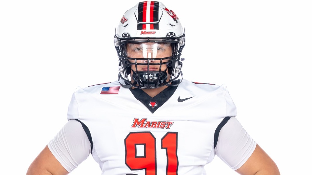 Jordan Mendoza - football