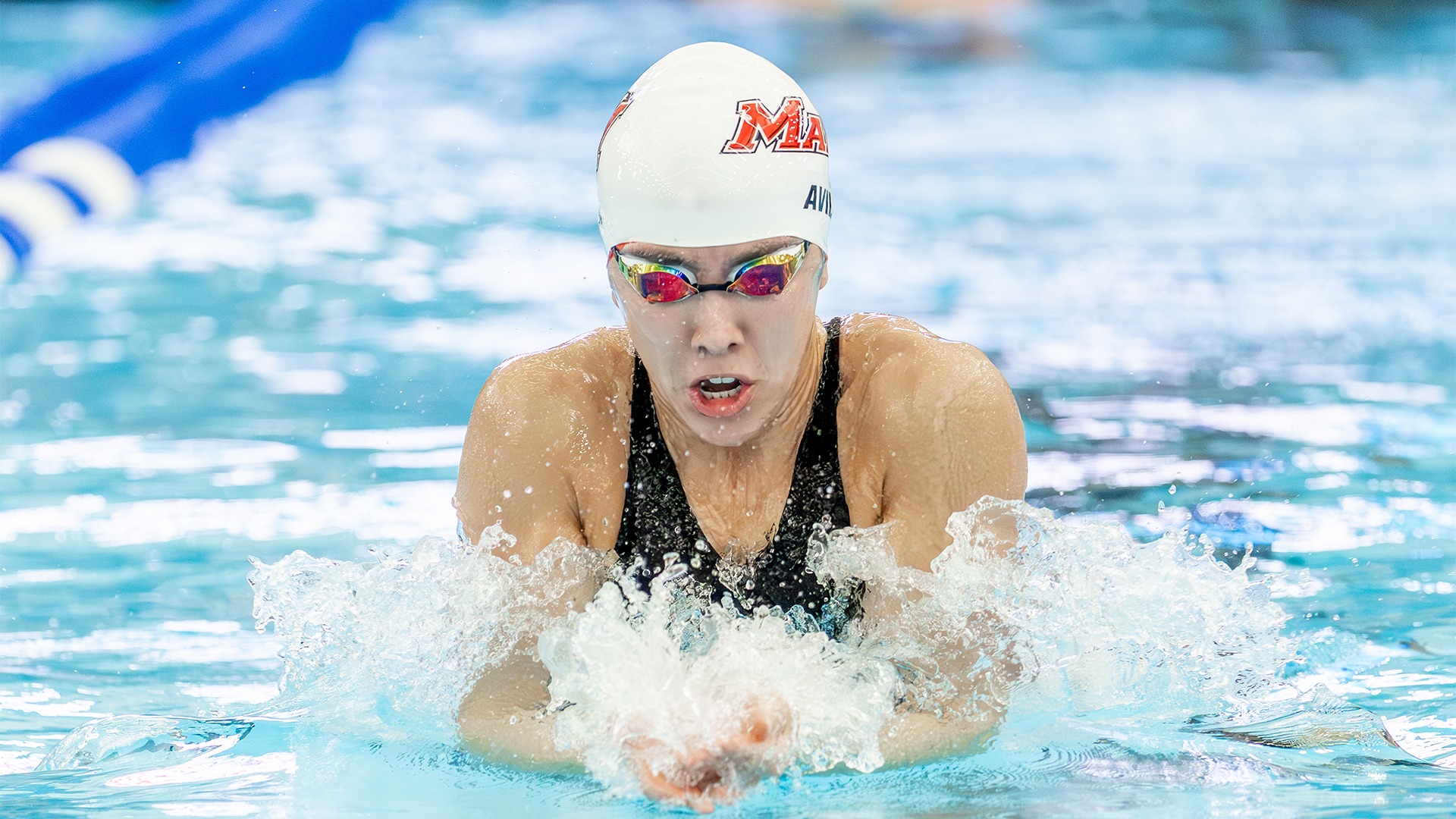 Women's Swim and Dive - April Avila