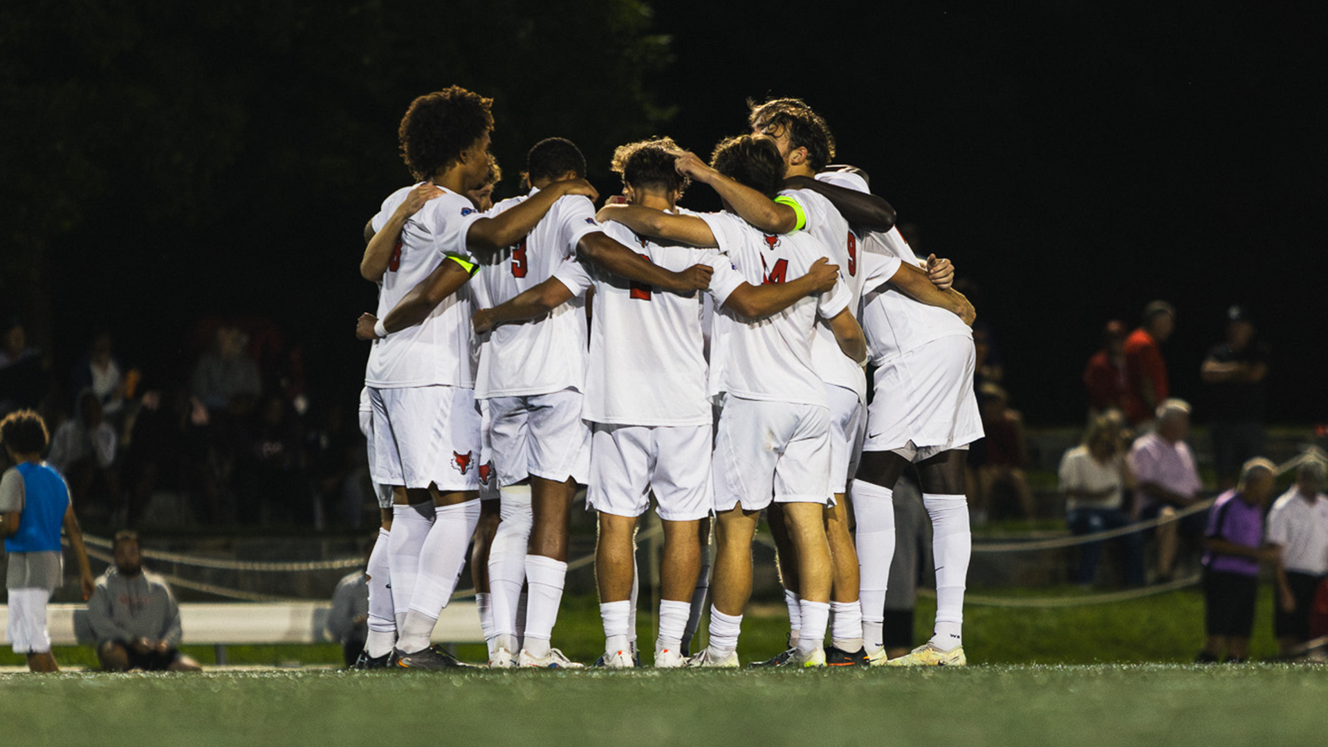 Men's Soccer - huddle