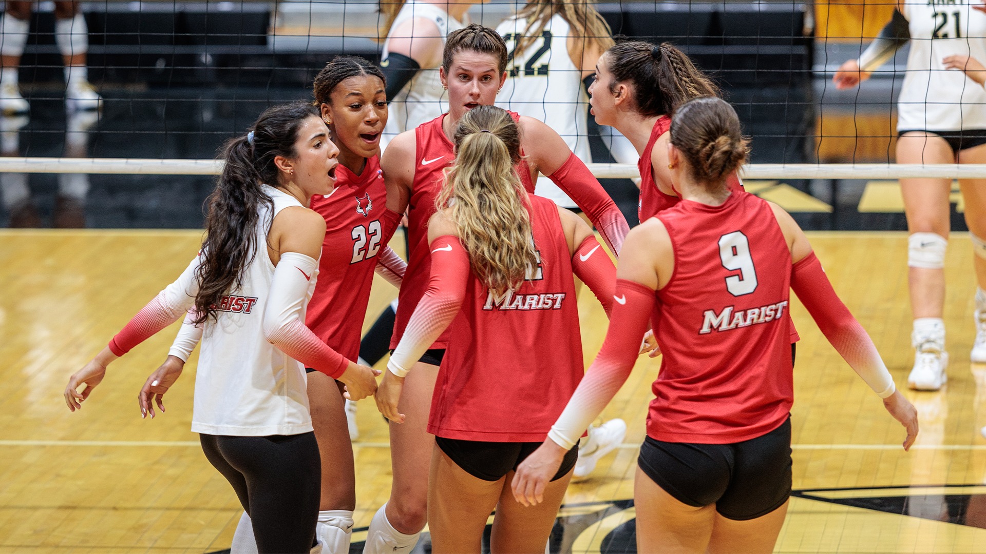 Volleyball - Huddle