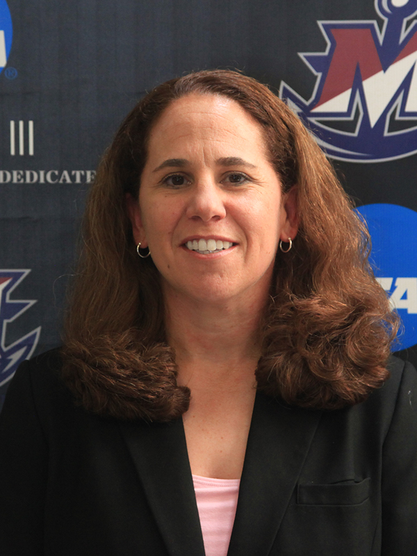 Stefanie May Headshot