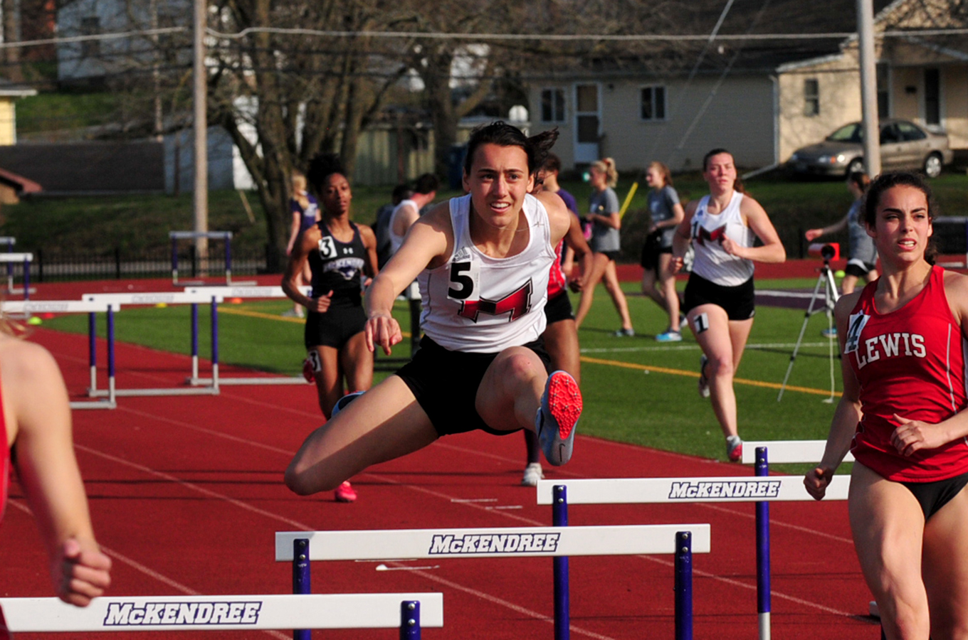 Berberich Earns A Pair of NCAA Provisional Marks at the Dewey Allgood