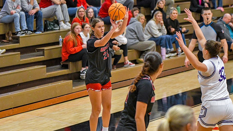 Olivia Hahn jumper vs Winona State
