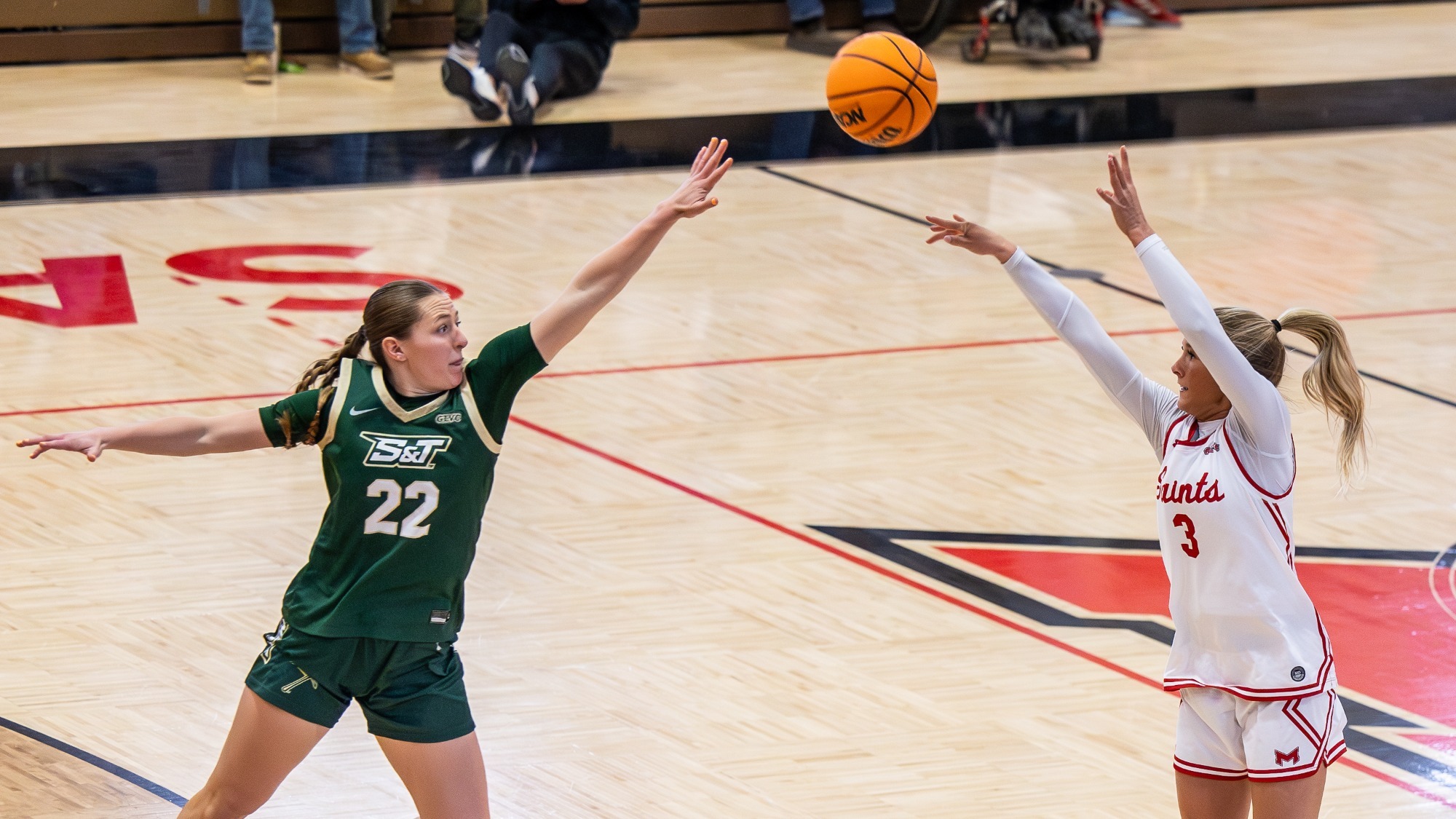 Madyson Rigdon three point shot versus Missouri S&T