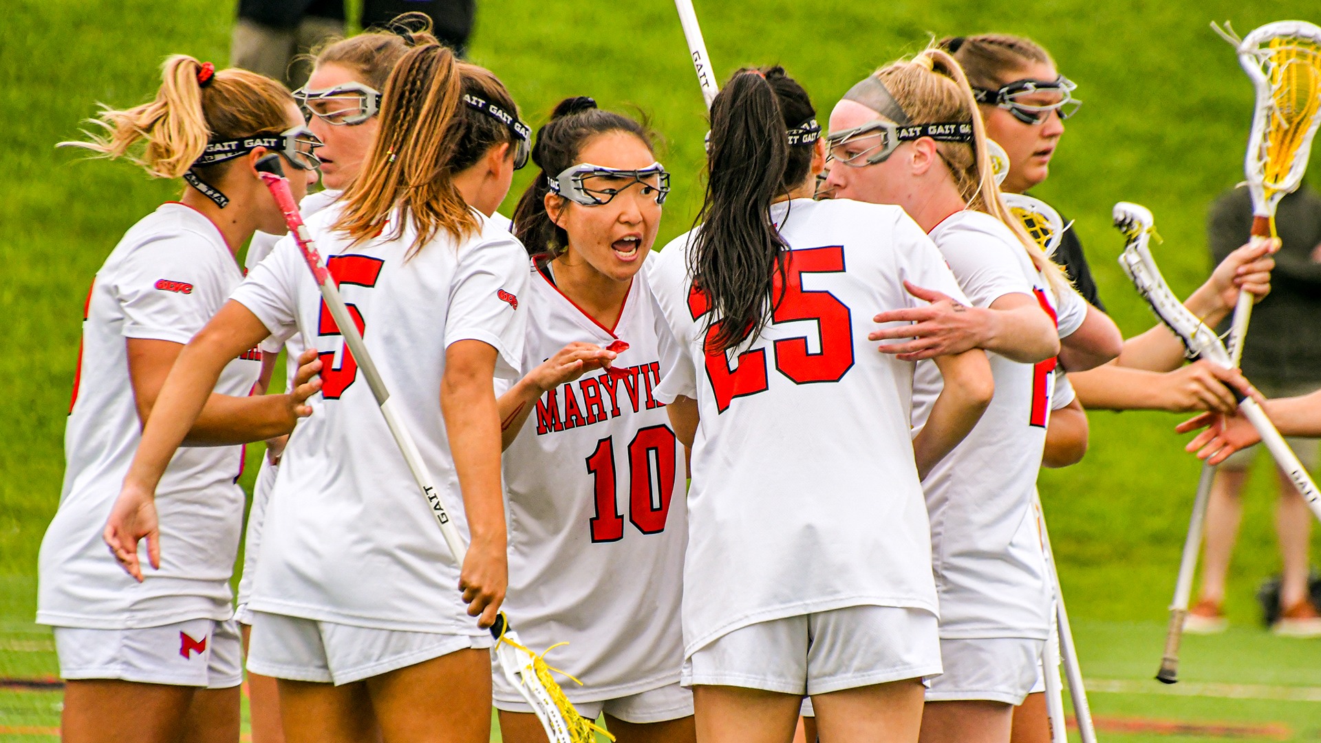 WLAX team huddle 2025 vs MO Western