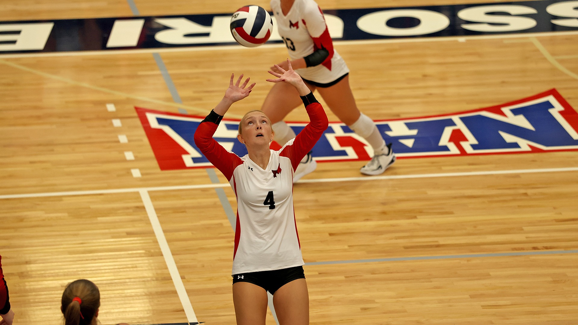 Taylor Langland set at MBU