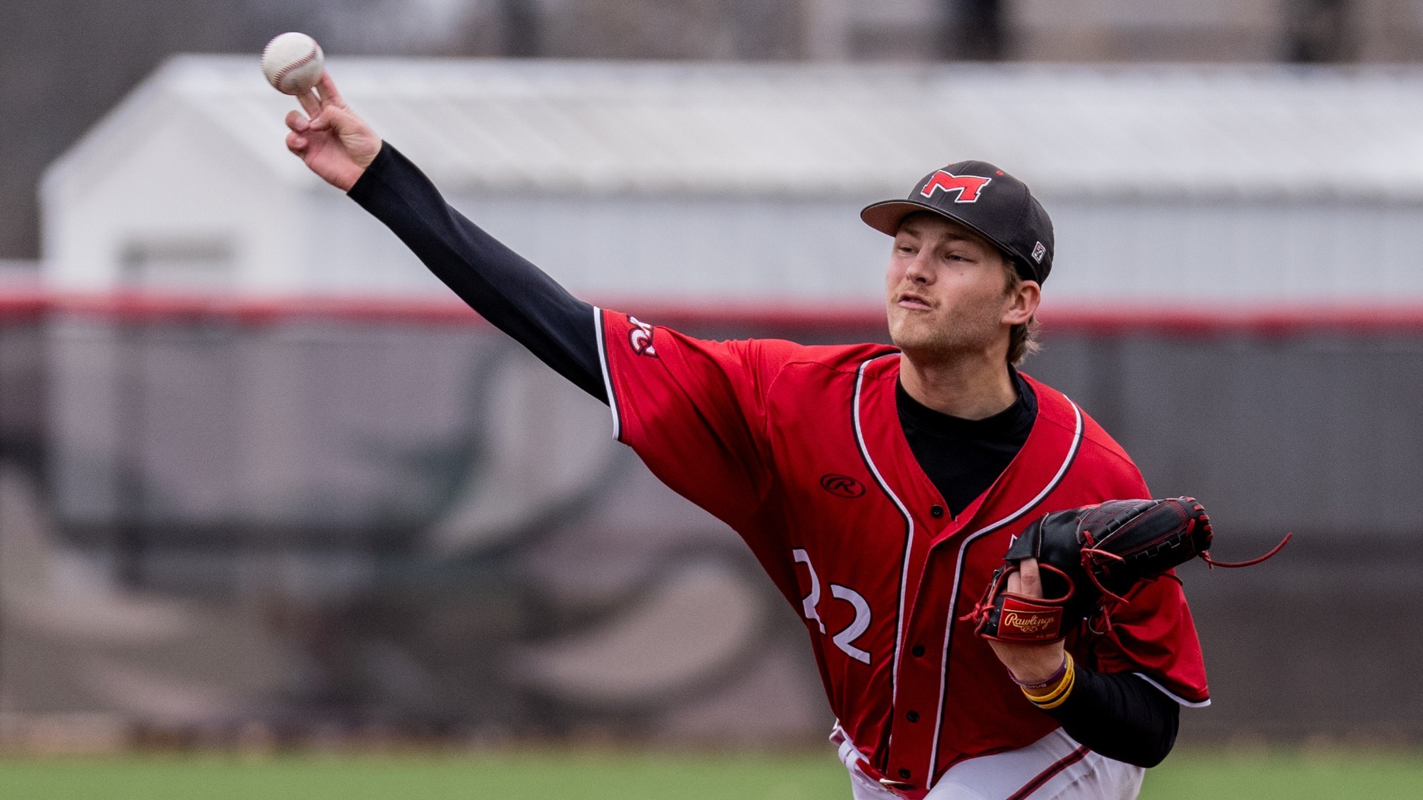 Sam Cardwell pitches