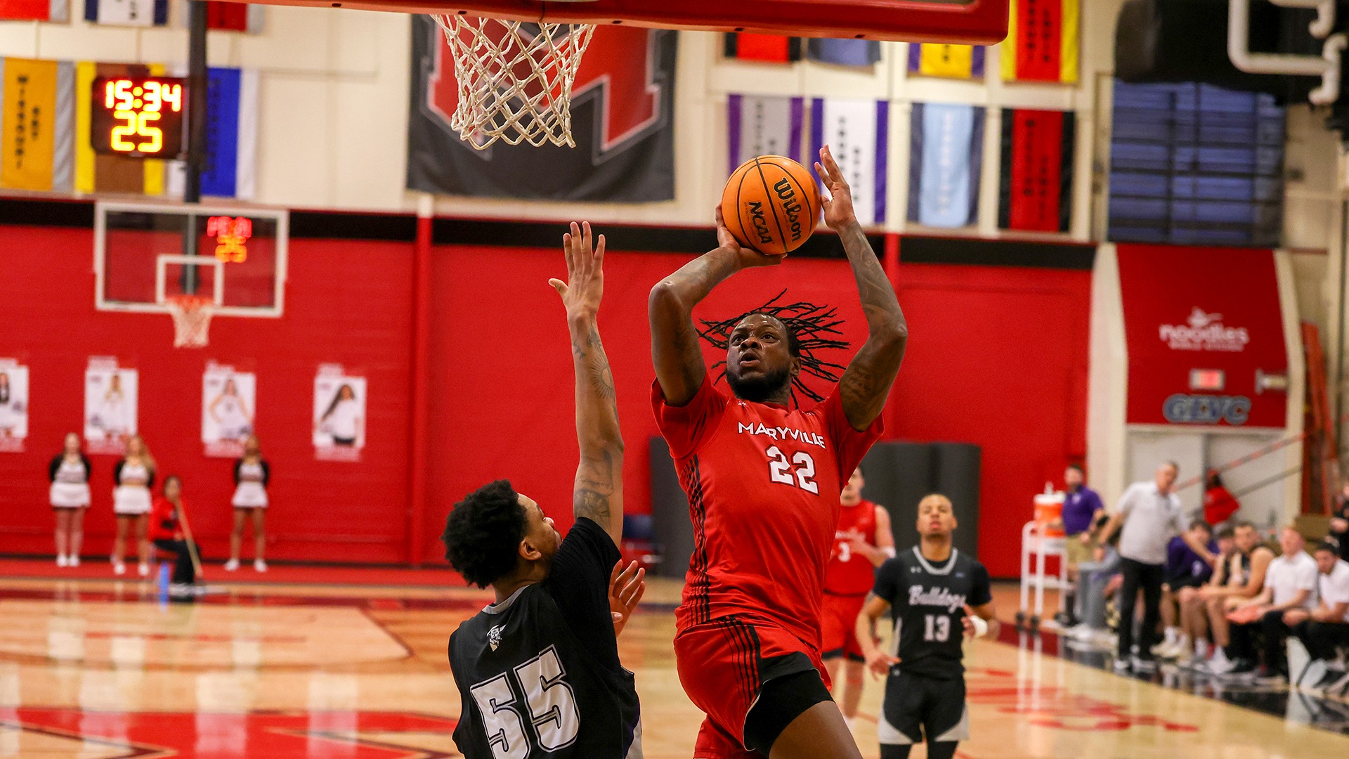 Noah Courtney jumper vs Truman