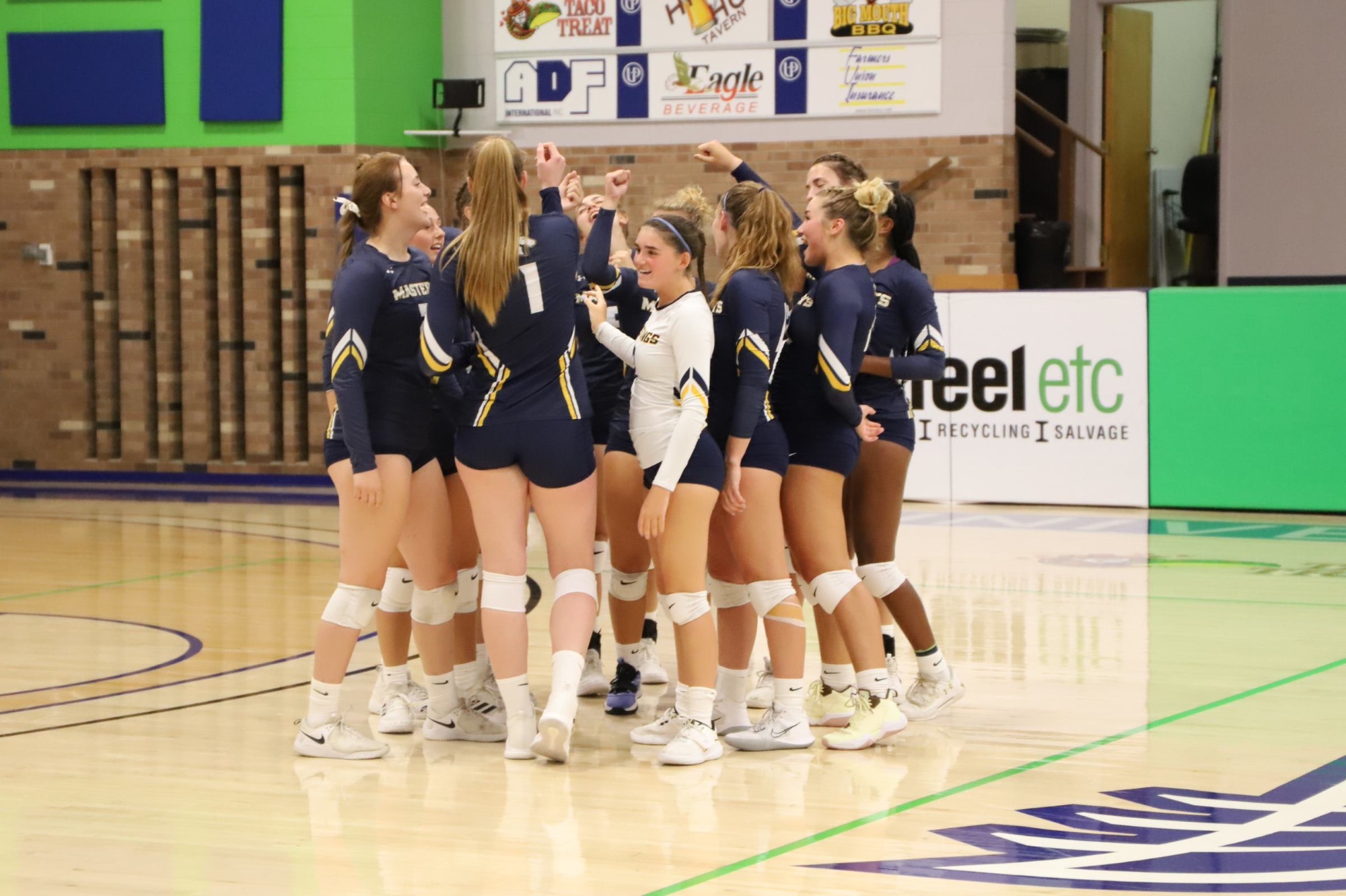 Women's Volleyball Dominates in Final Match of Electric City