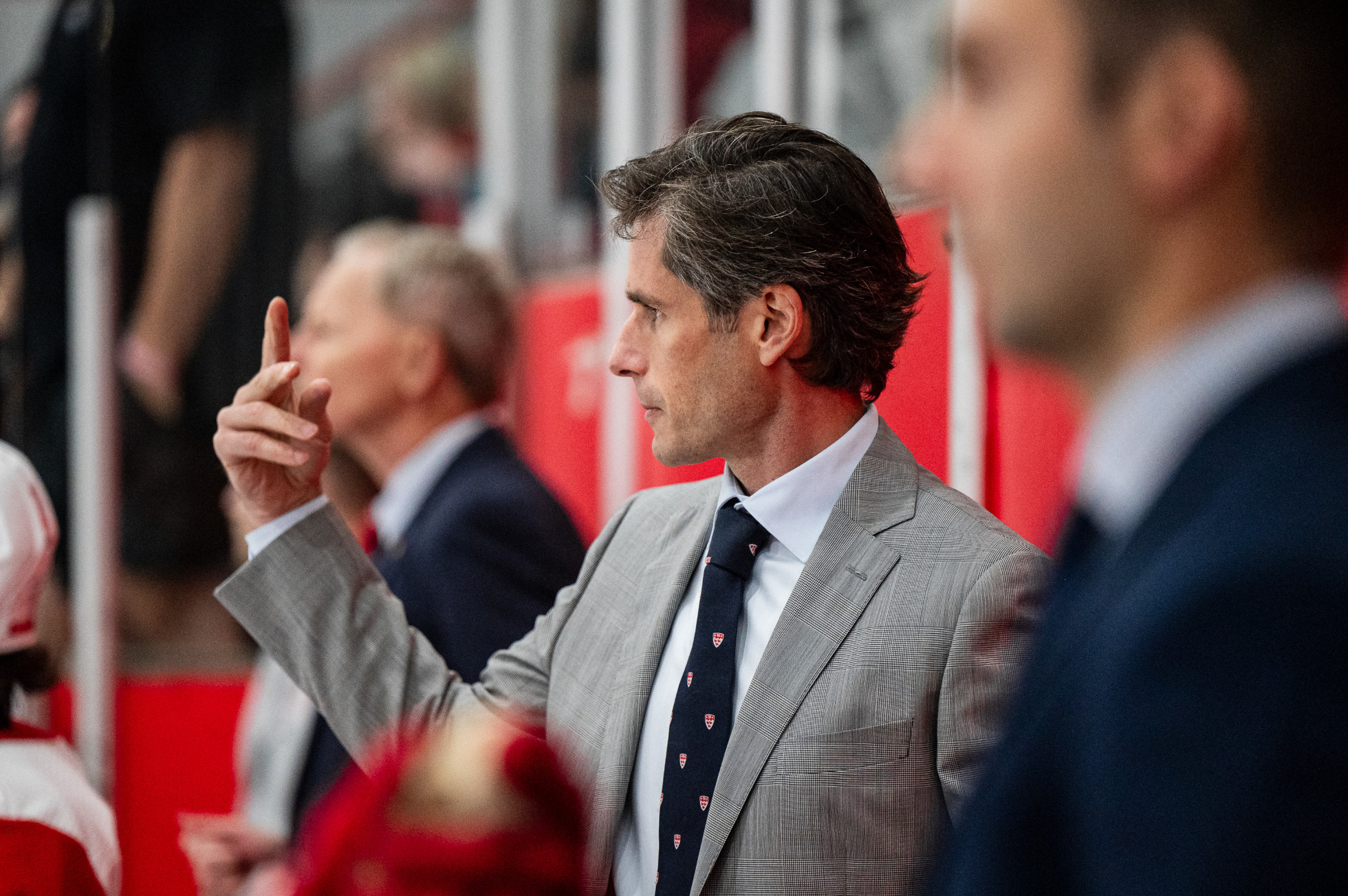 McGill men's hockey coach David Urquhart