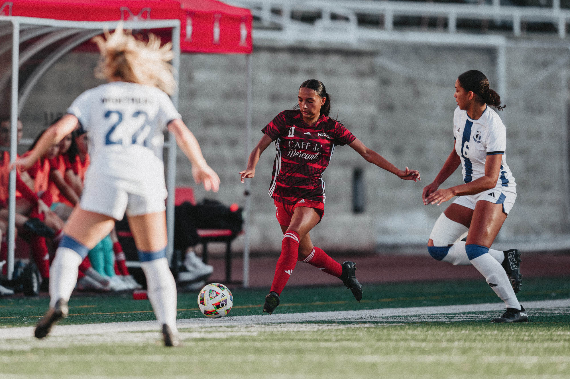 McGill forward Vanessa Kumar