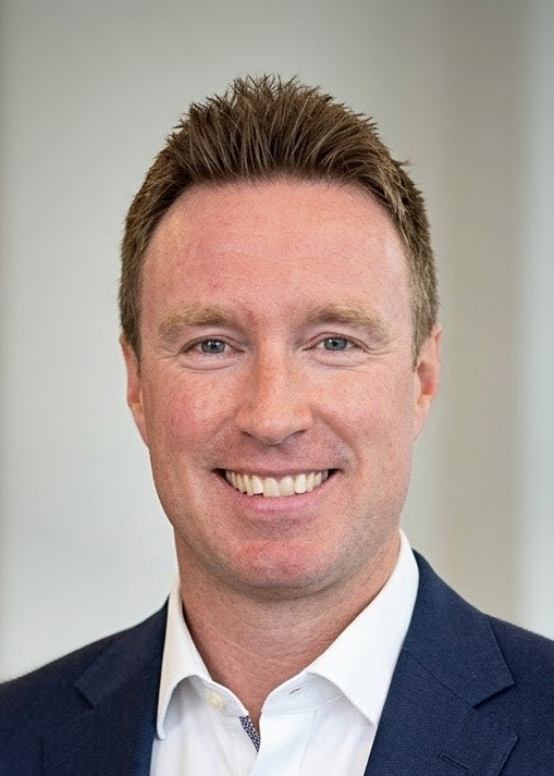 Lacrosse coach Andrew Meakes