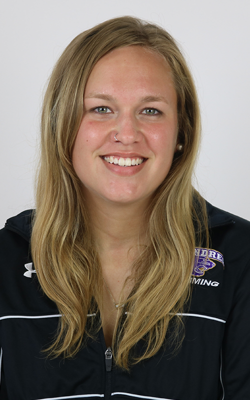 Amanda Siehs Headshot18