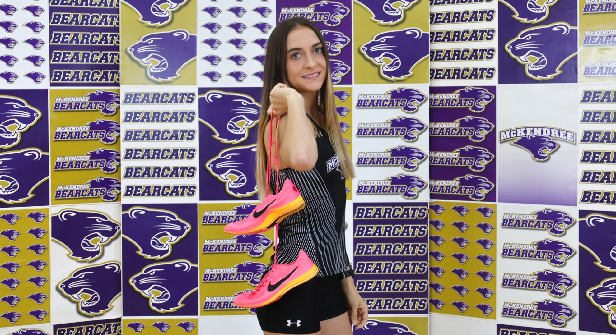 Paschal and Snyder Finish top Five at Trojan Invitational      