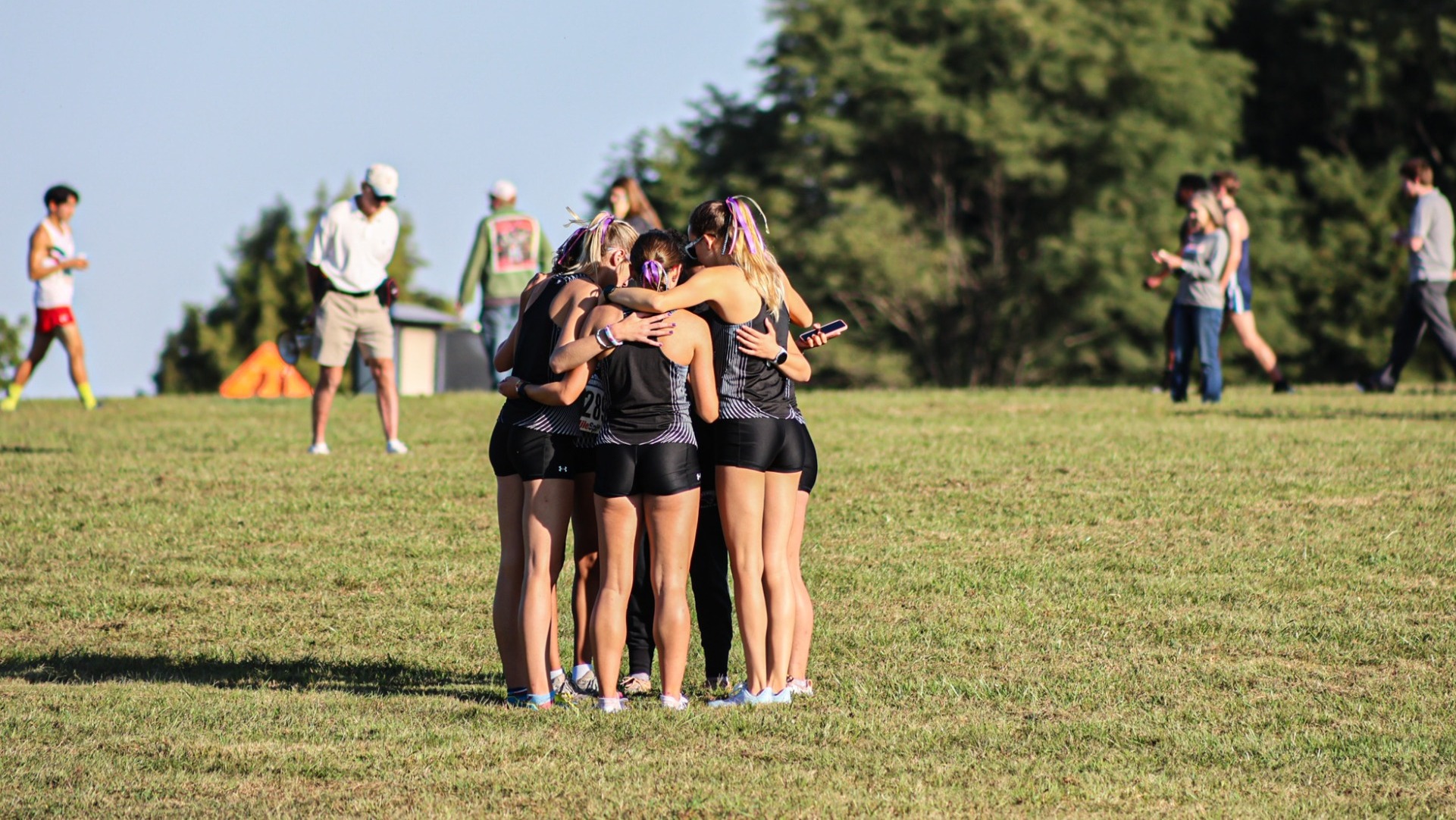 Bearcats Finish Season at Midwest Regional  