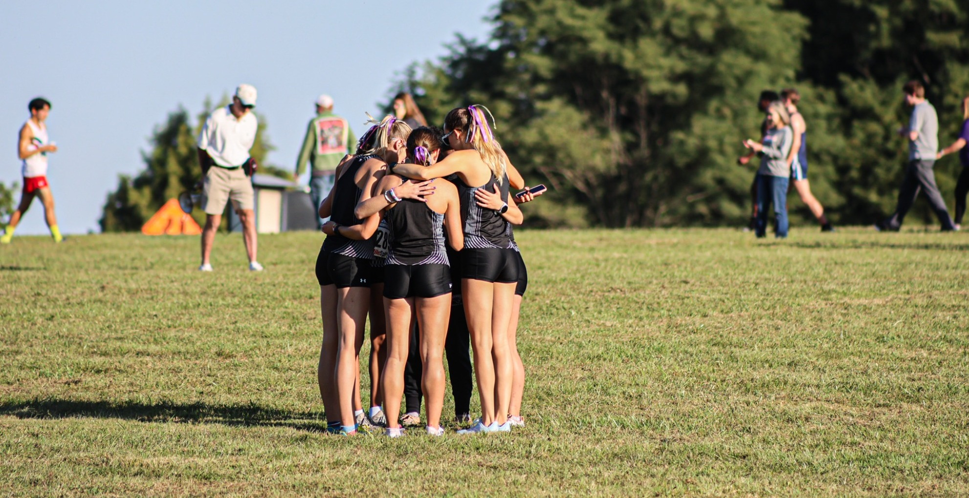 Women’s Cross Country Compete at Gabby Reuveni Invitational  
