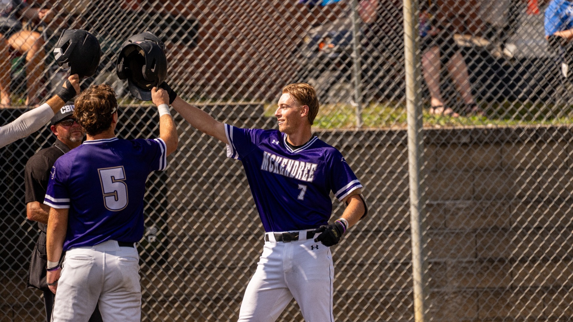 Bearcats Knock Off #11 Mavericks at Lion's Classic