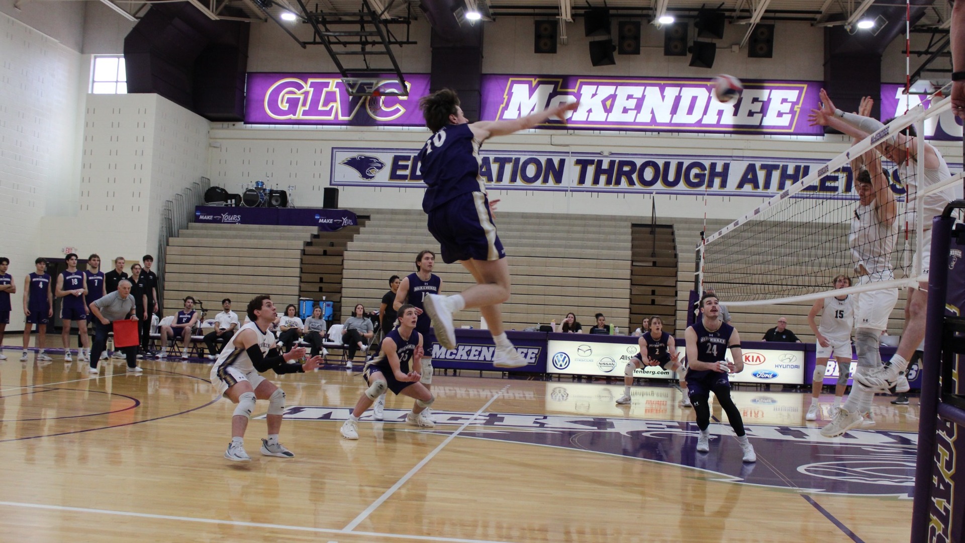 Wetjen(MVB)vs.Queens_2.28