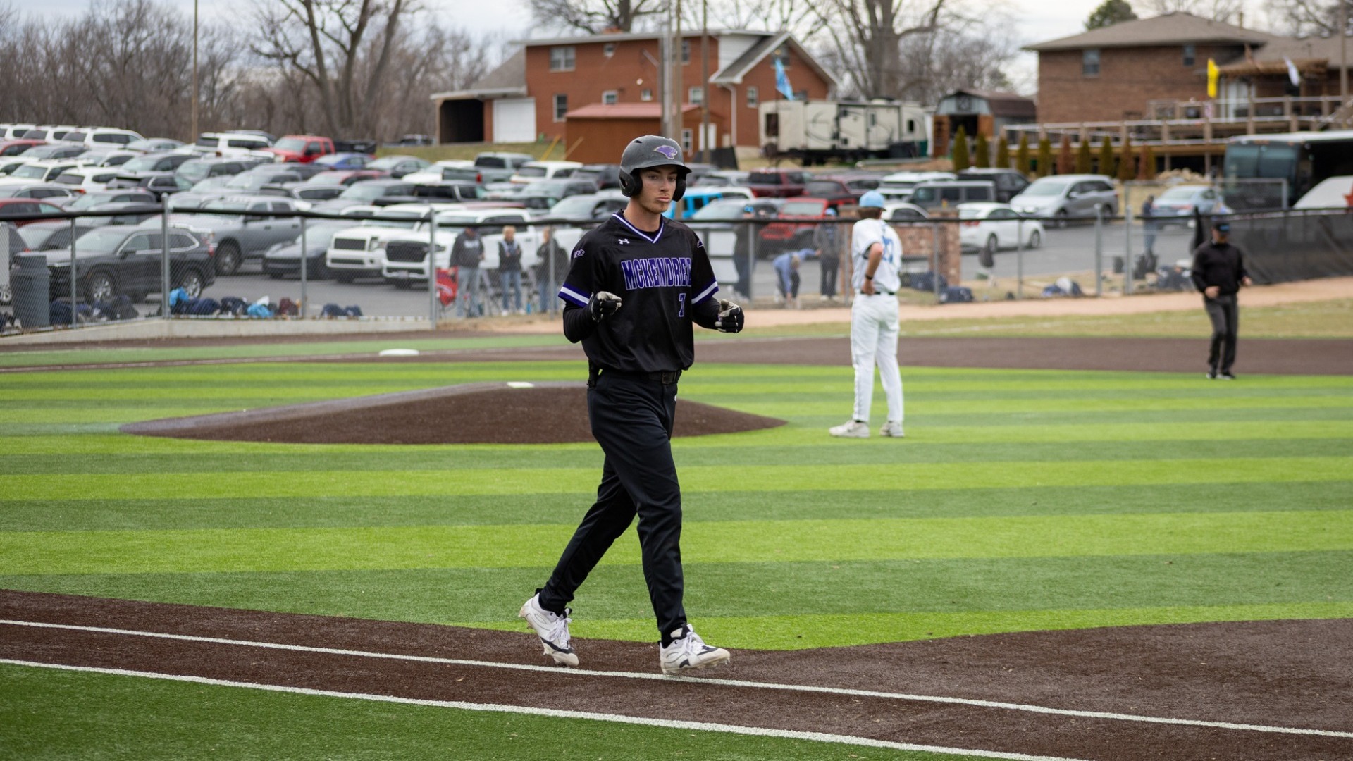 12 Homeruns Fuel Three Wins Against the Peacocks 