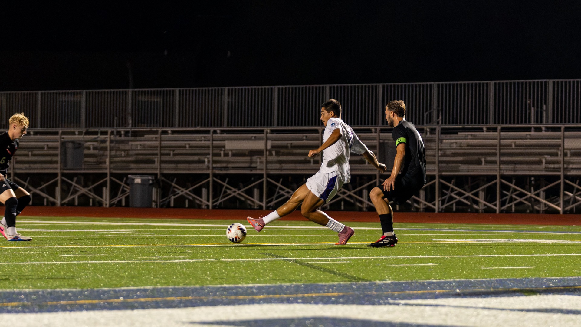 20260916_MSoc_vs Drury_Misic pass