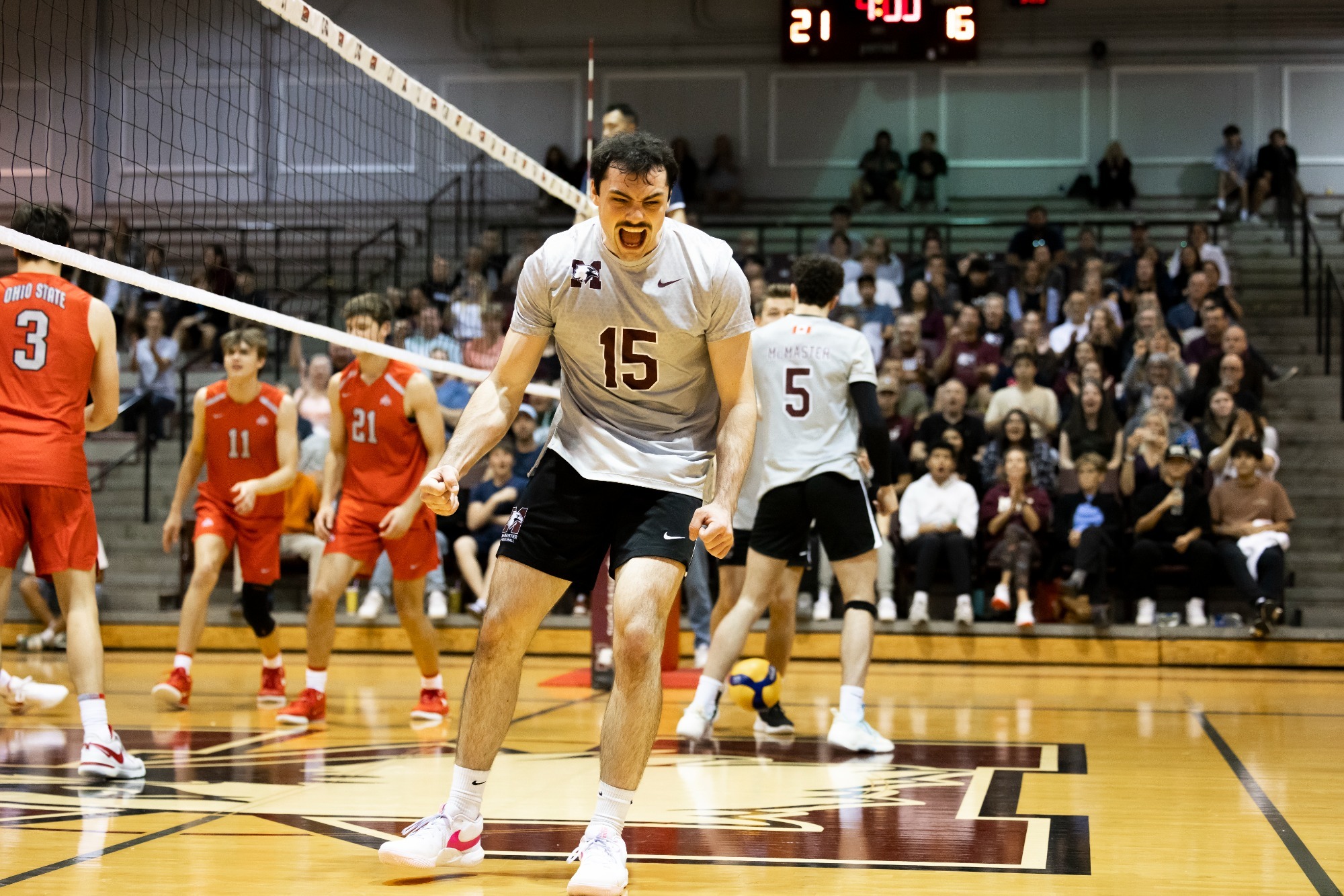 McMaster Volleyball